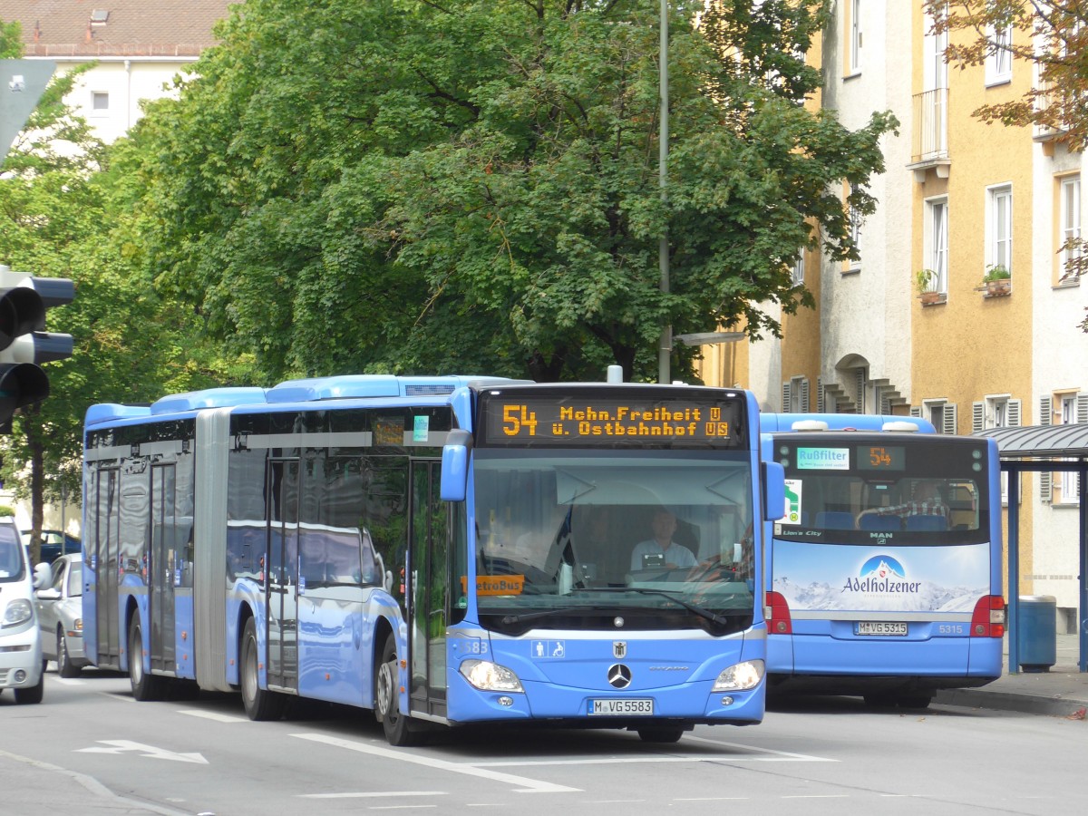 (162'788) - MVG M�nchen - Nr. 5583/M-VG 5583 - Mercedes am 28. Juni 2015 in M�nchen, Bahnhof Giesing