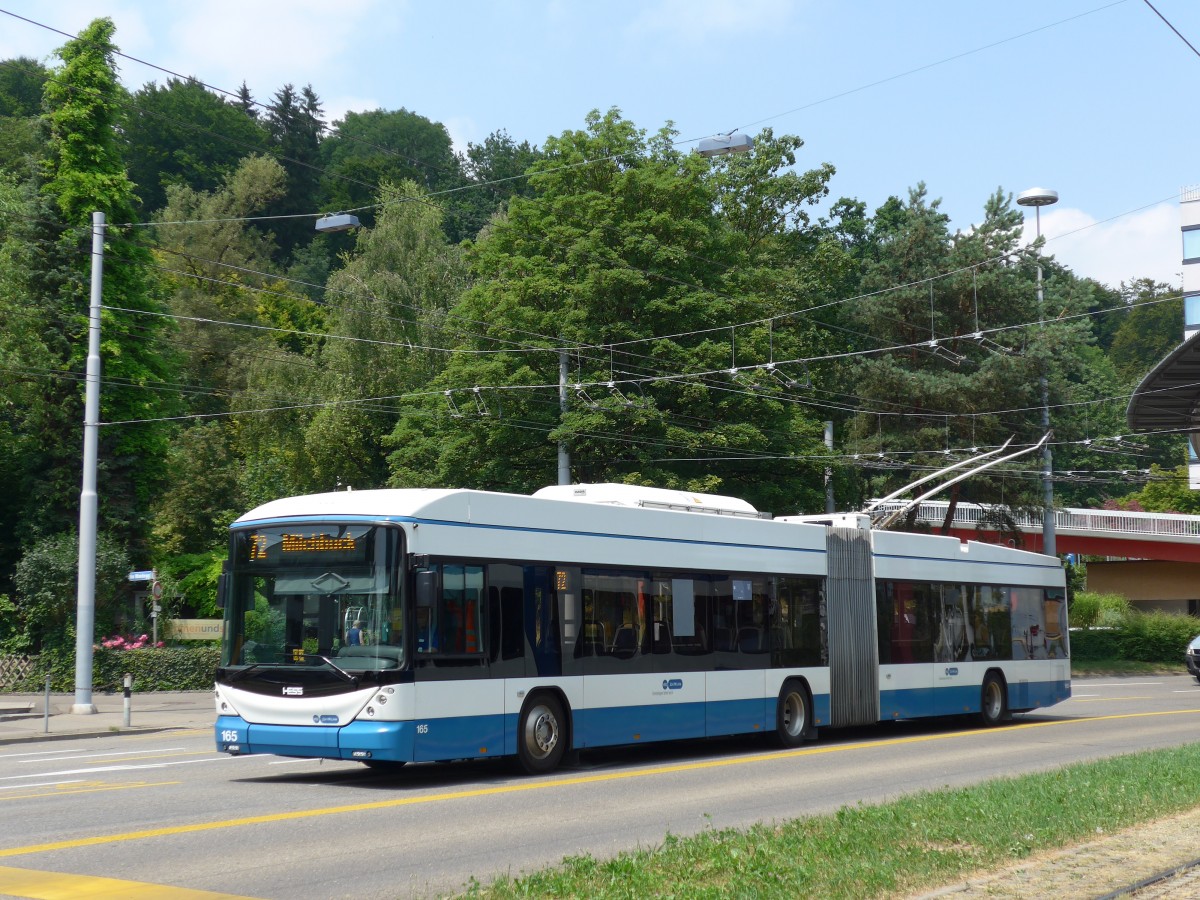 (162'951) - VBZ Z�rich - Nr. 165 - Hess/Hess Gelenktrolleybus am 6. Juli 2015 in Z�rich, Bucheggplatz