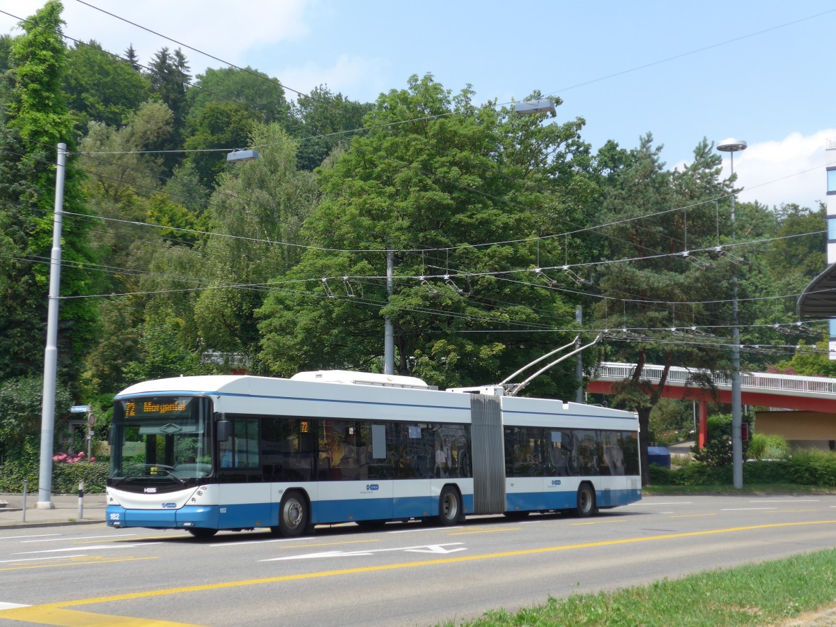 (162'954) - VBZ Z�rich - Nr. 182 - Hess/Hess Gelenktrolleybus am 6. Juli 2015 in Z�rich, Bucheggplatz