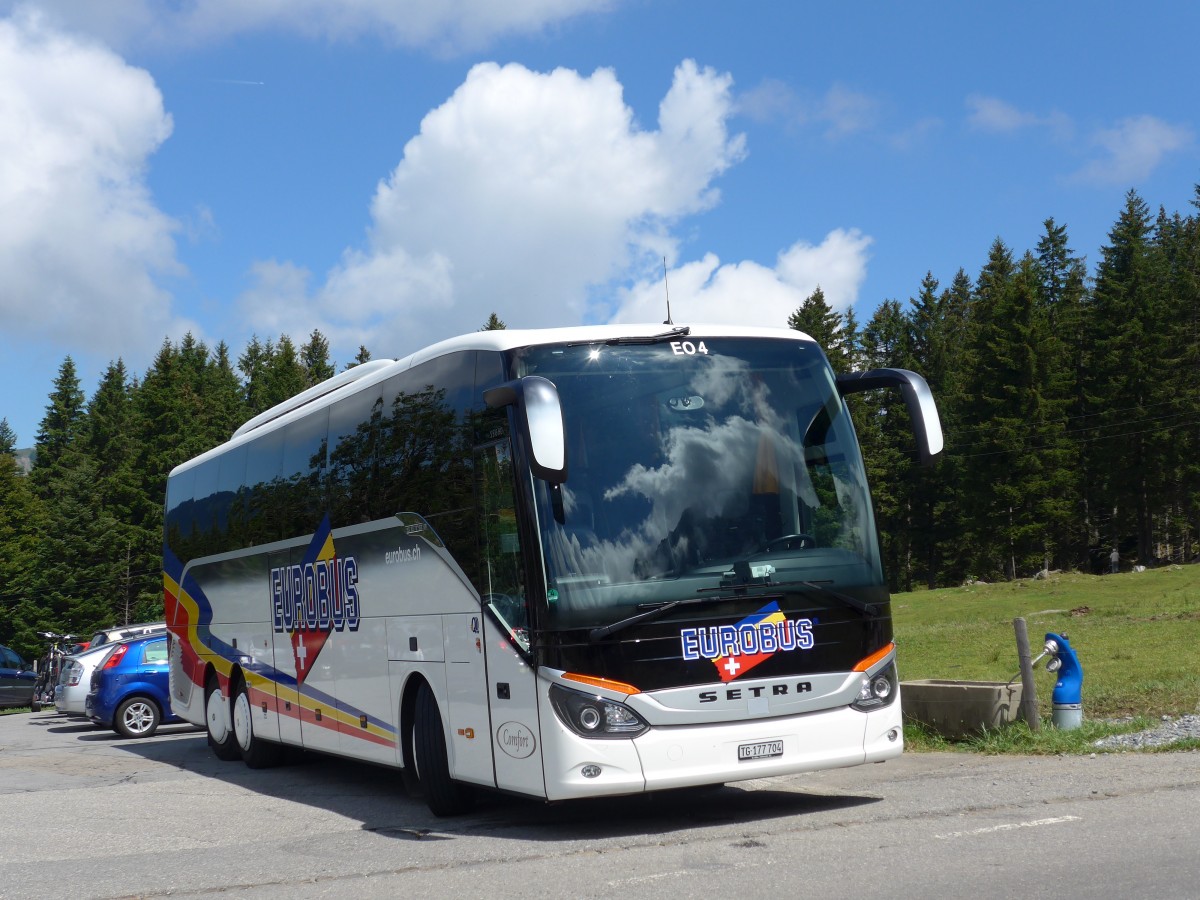 (163'258) - Eurobus Ostschweiz, Arbon - Nr. 4/TG 177'704 - Setra am 2. August 2015 in Schw�galp, Passh�he