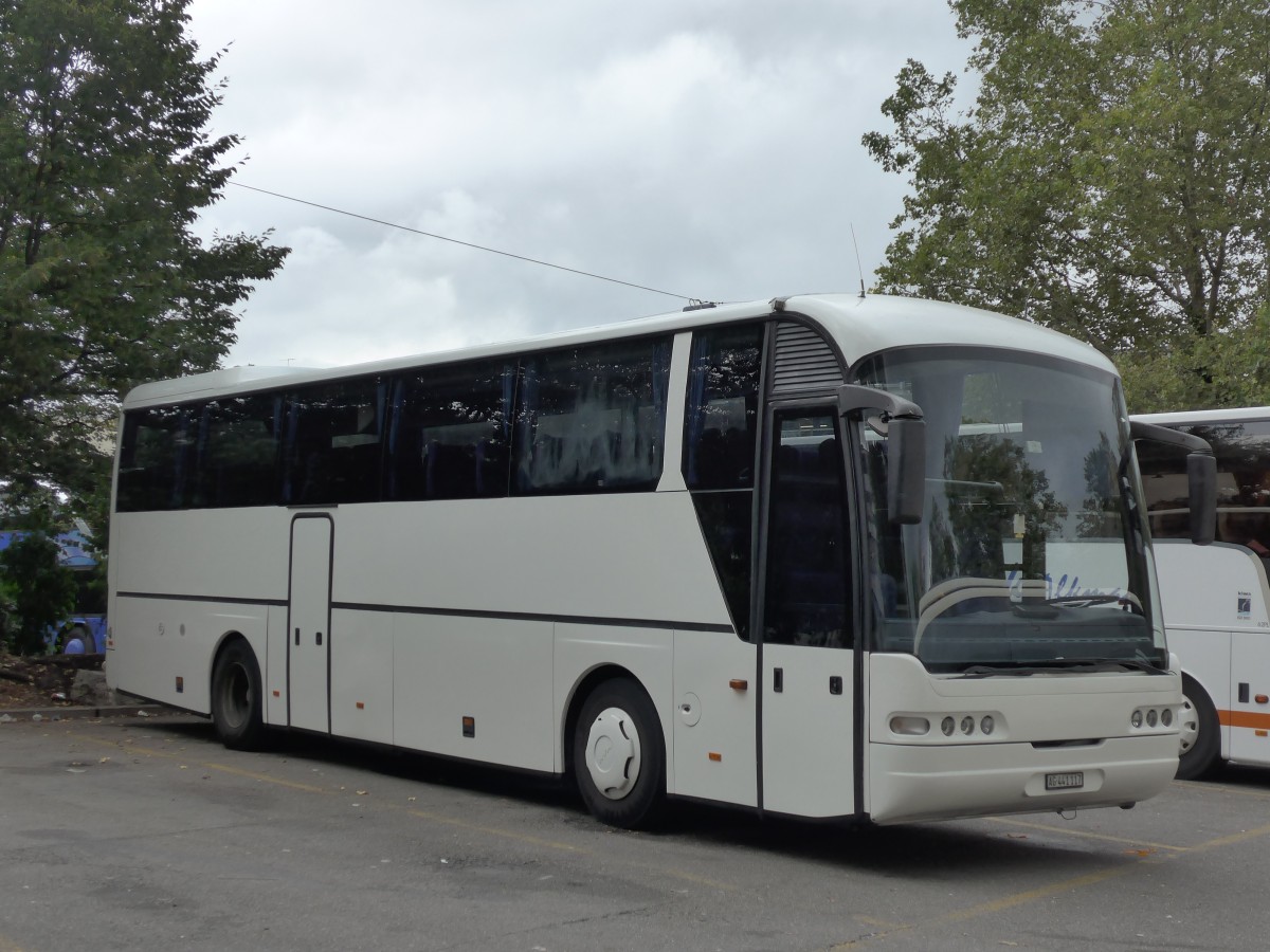 (163'625) - Resava, Neuenhof - AG 441'117 - Neoplan am 16. August 2015 in Z�rich, Sihlquai