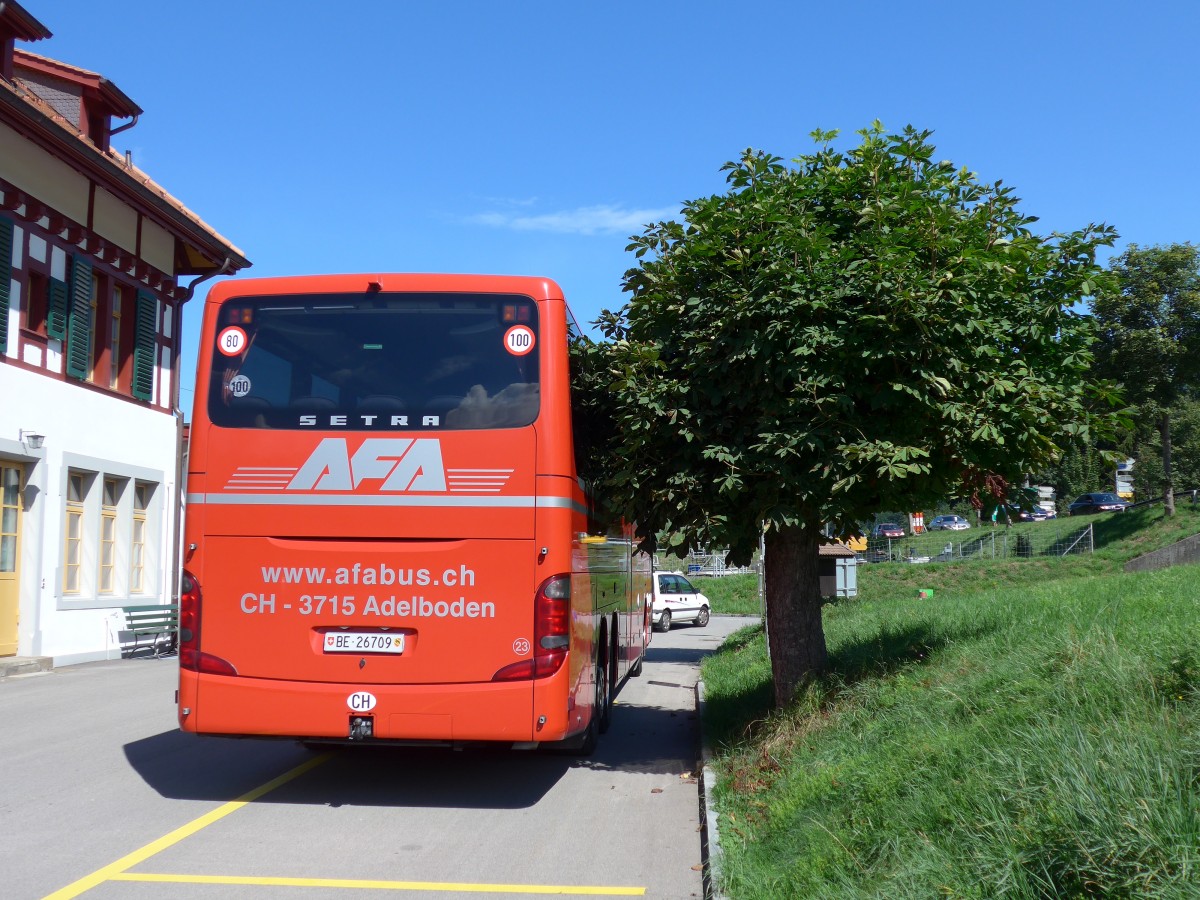 (163'710) - AFA Adelboden - Nr. 23/BE 26'709 - Setra (ex Blaguss, A-Wien Nr. 5402) am 20. August 2015 beim Bahnhof M�lenen