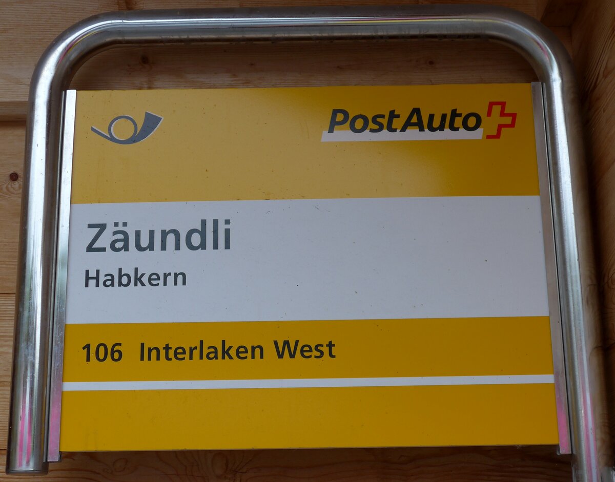 (163'788) - PostAuto-Haltestellenschild - Habkern, Z�undli - am 23. August 2015