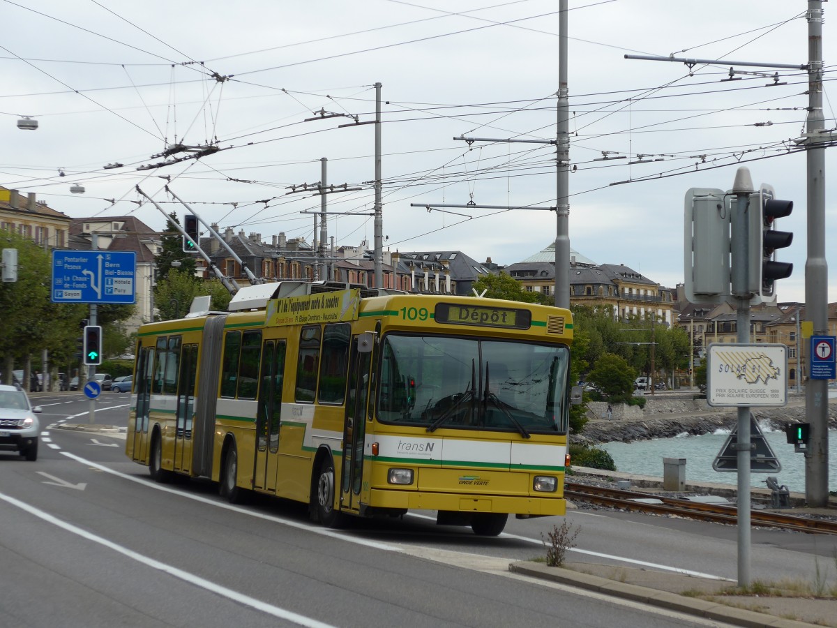 (164'770) - transN, La Chaux-de-Fonds - Nr. 109 - NAW/Hess (ex TN La Chaux-de-Fonds Nr. 109) am 15. September 2015 in Neuch�tel, D�p�t