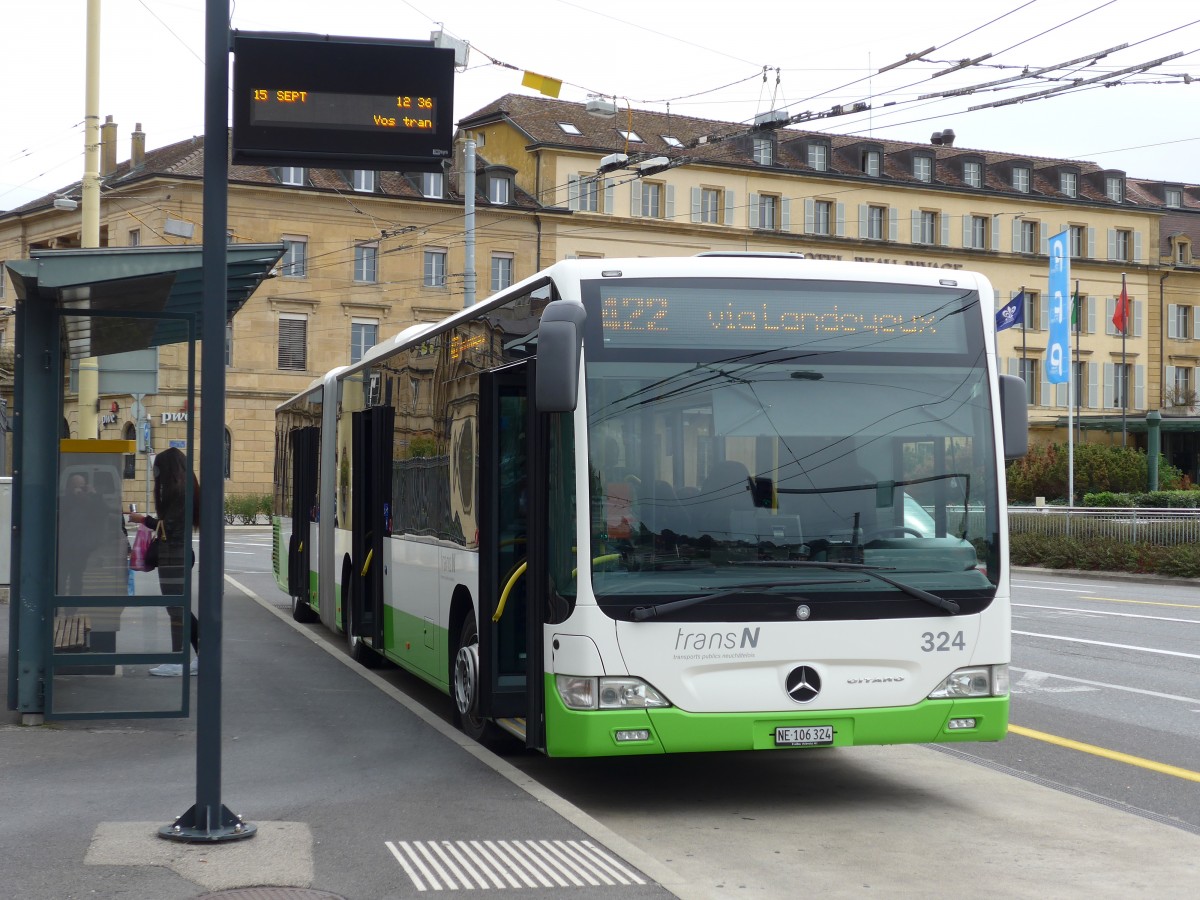 (164'782) - transN, La Chaux-de-Fonds - Nr. 324/NE 106'324 - Mercedes am 15. September 2015 in Neuch�tel, Place Pury