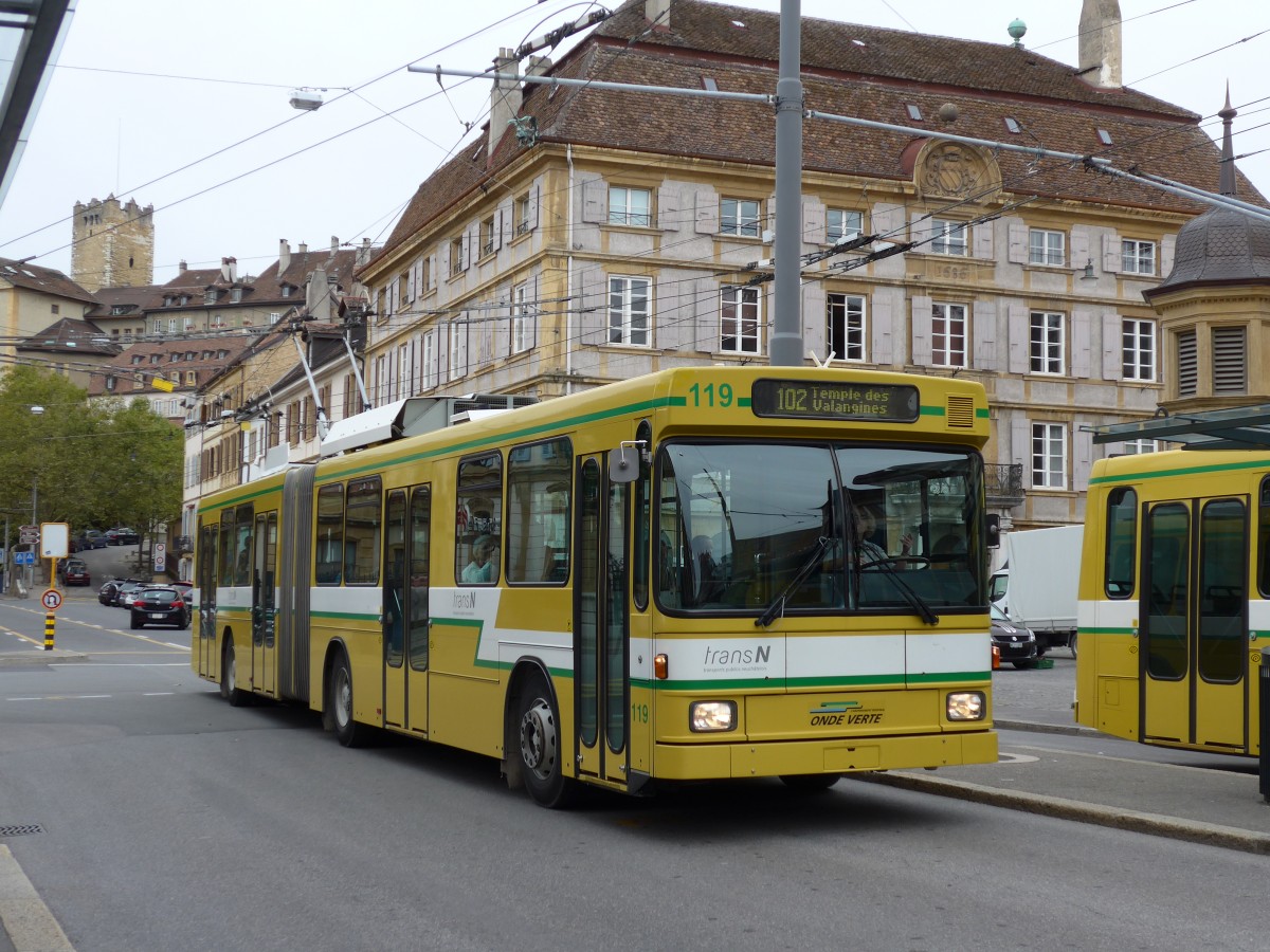 (164'813) - transN, La Chaux-de-Fonds - Nr. 119 - NAW/Hess Gelenktrolleybus (ex TN Neuch�tel Nr. 119) am 15. September 2015 in Neuch�tel, Place Pury
