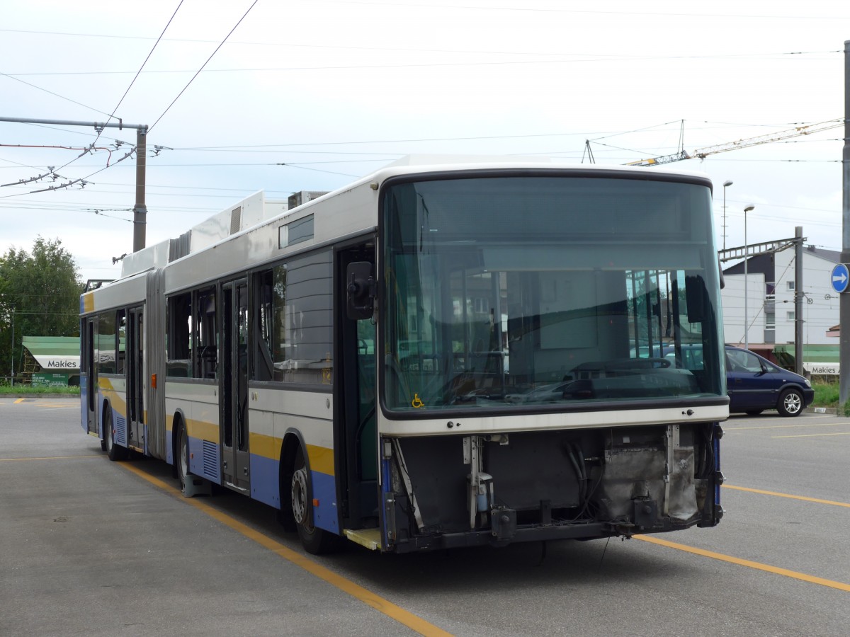 (164'821) - transN, La Chaux-de-Fonds - Nr. 121 - NAW/Hess Gelenktrolleybus (ex TC La Chaux-de-Fonds Nr. 121) am 15. September 2015 in Marin, D�p�t