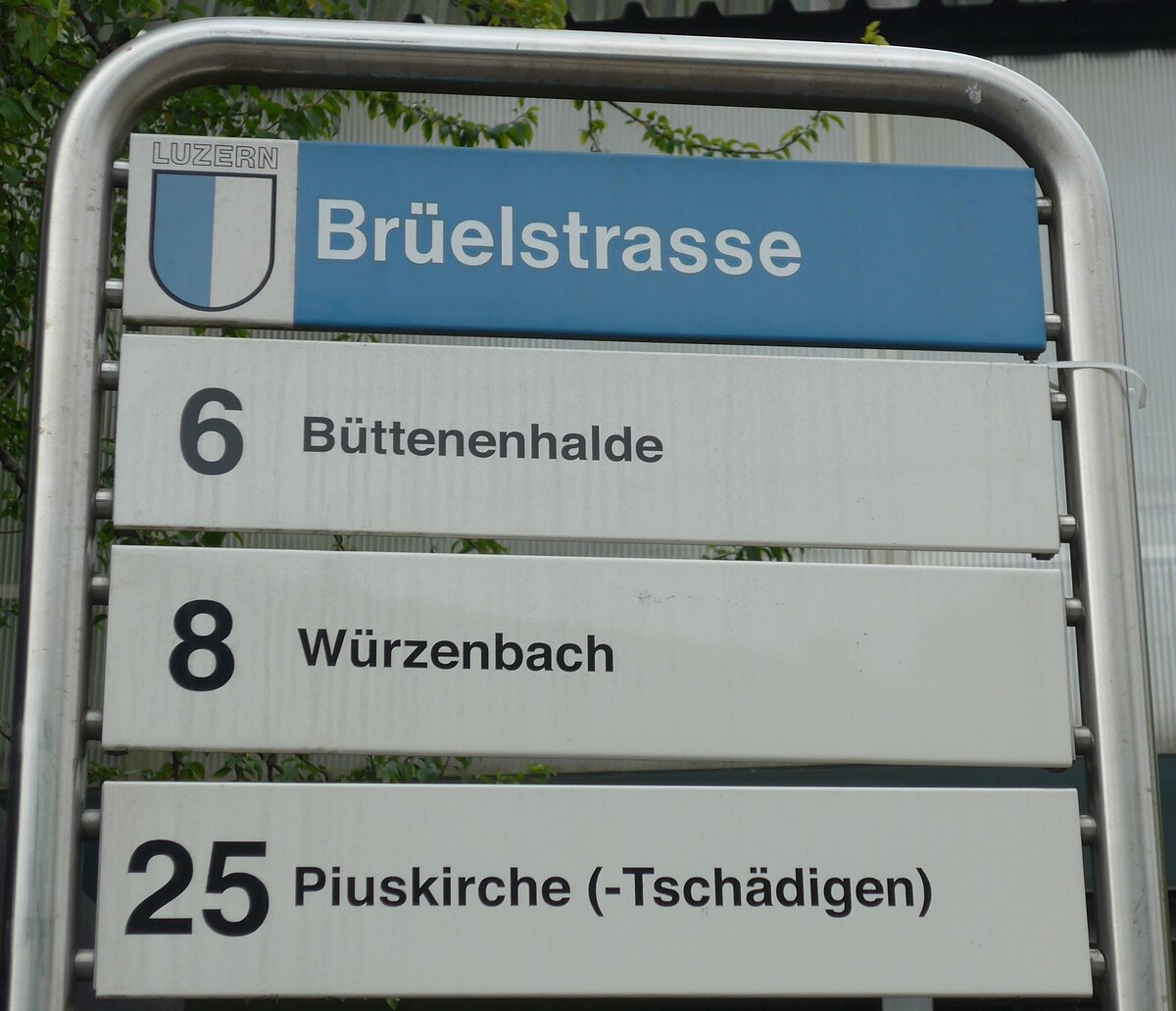 (164'872) - VBL-Haltestellenschild - Luzern, Br�elstrasse - am 16. September 2015