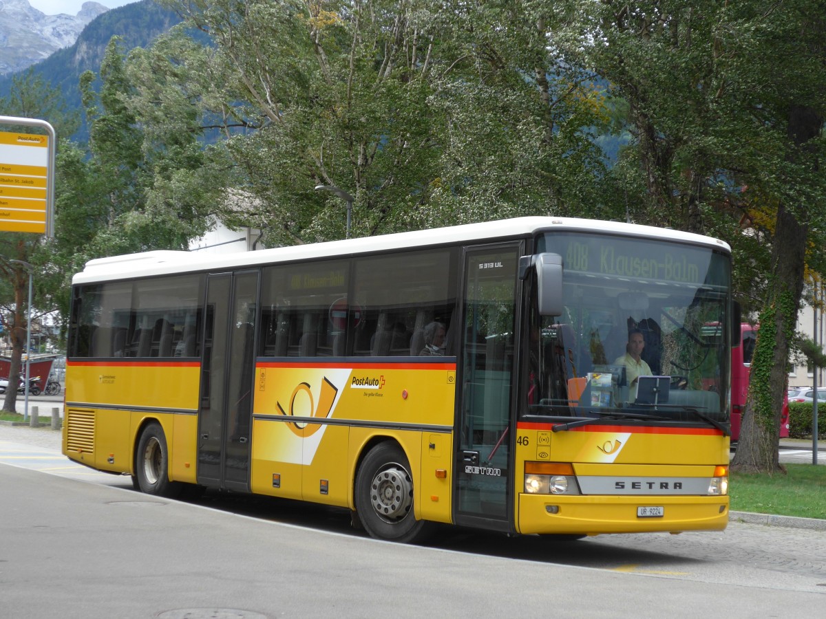 (164'909) - AAGU Altdorf - Nr. 46/UR 9224 - Setra am 16. September 2015 beim Bahnhof Fl�elen