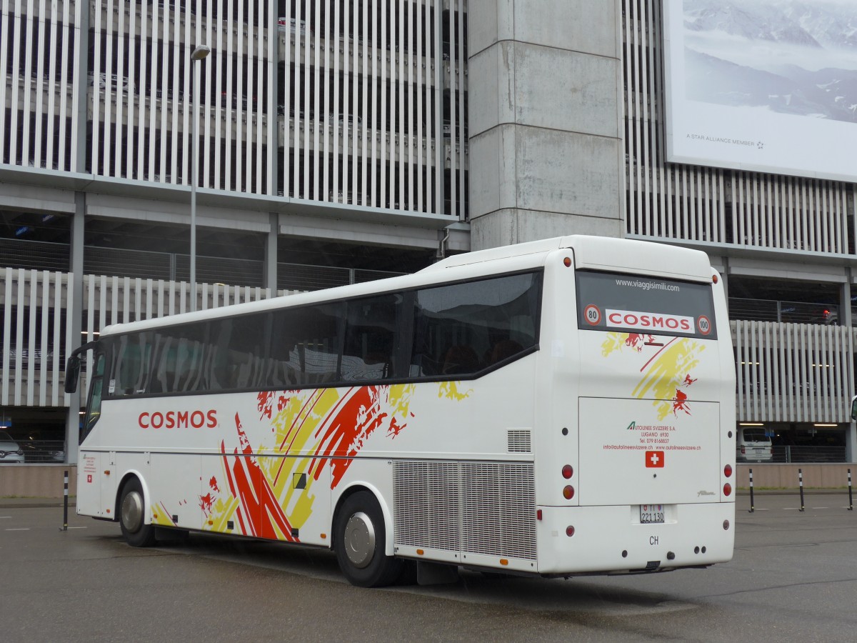 (165'006) - Autolinee Svizzere, Lugano - TI 221'130 - Bova am 17. September 2015 in Z�rich, Flughafen