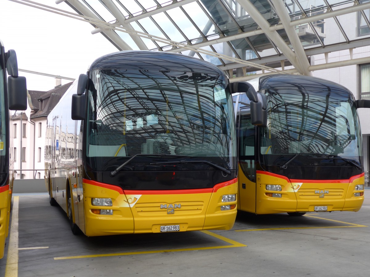 (165'193) - PostAuto Graub�nden - GR 162'983 - MAN am 19. September 2015 in Chur, Postautostation