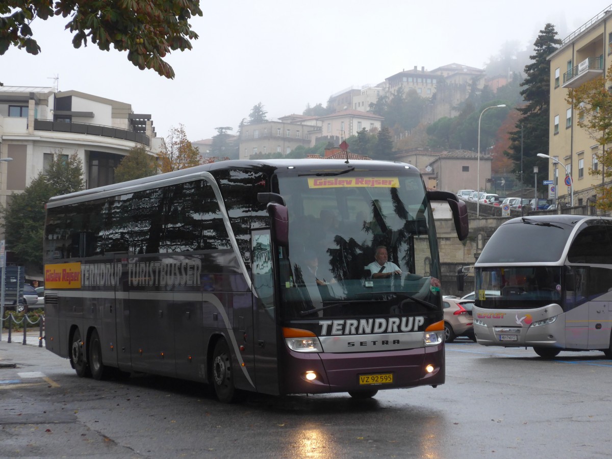 (165'724) - Aus D�nemark: Terndrup Turistbusser, Terndrup - VZ 92'595 - Setra am 25. September 2015 in San Marino