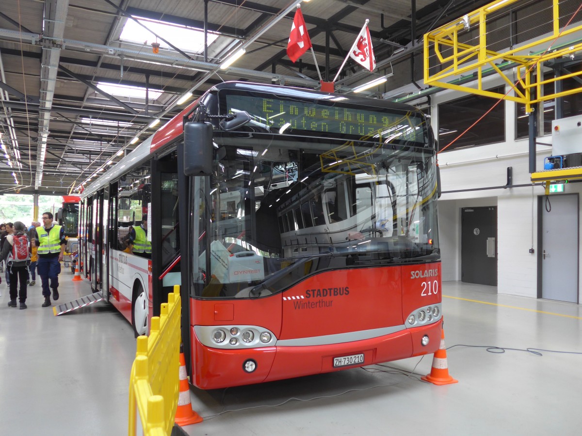 (165'855) - SW Winterthur - Nr. 210/ZH 730'210 - Solaris am 26. September 2015 in Winterthur, Depot Gr�zefeld