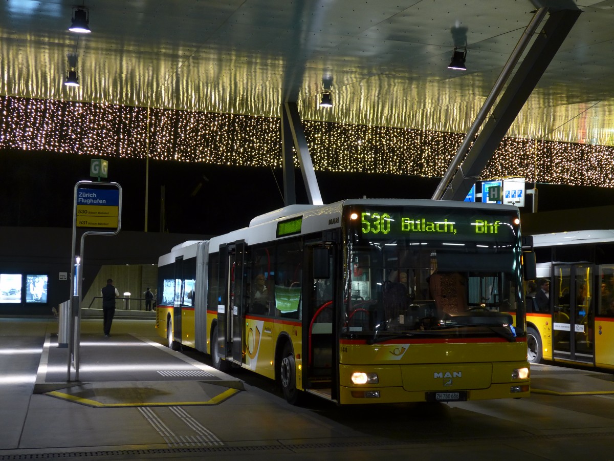(166'572) - PostAuto Z�rich - Nr. 144/ZH 780'686 - MAN (ex Nr. 21; ex P 26'016) am 6. November 2015 in Z�rich, Flughafen
