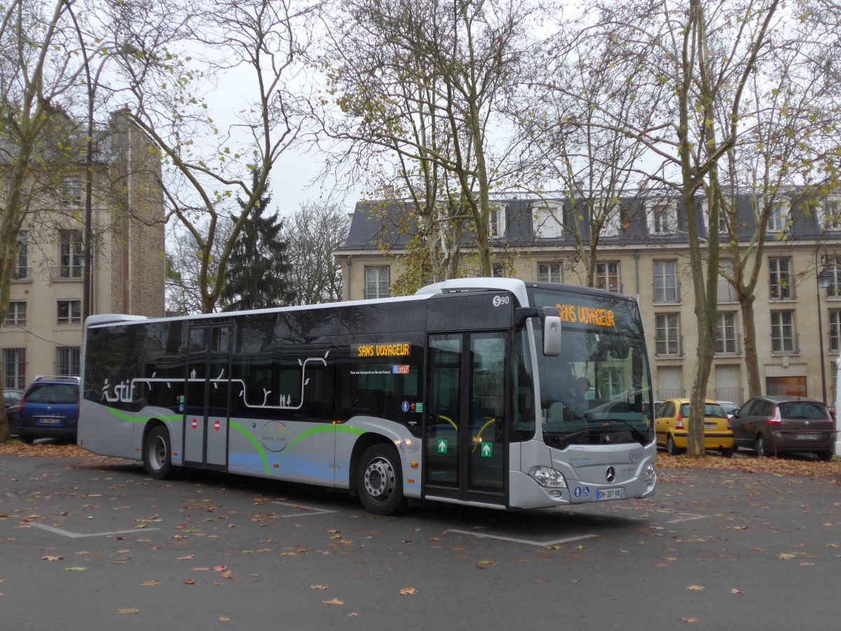 (167'224) - STAVO, Pleasure - Nr. S90/DH 317 KK - Mercedes am 17. November 2015 in Versailles, Ch�teau
