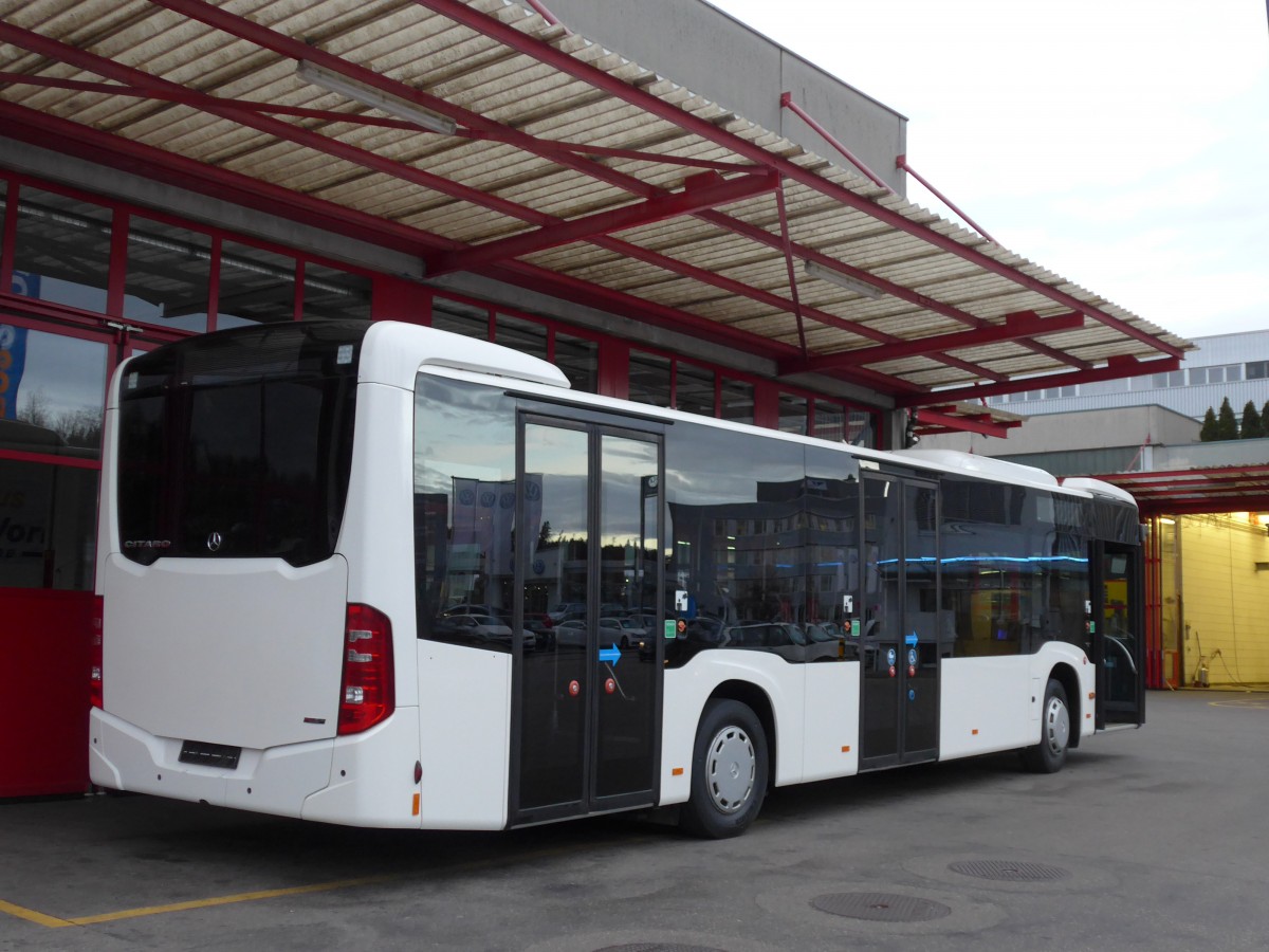 (167'451) - EAB Engelberg - Mercedes (ex VZO Gr�ningen; ex Vorf�hrfahrzeug) am 19. November 2015 in Kloten, EvoBus
