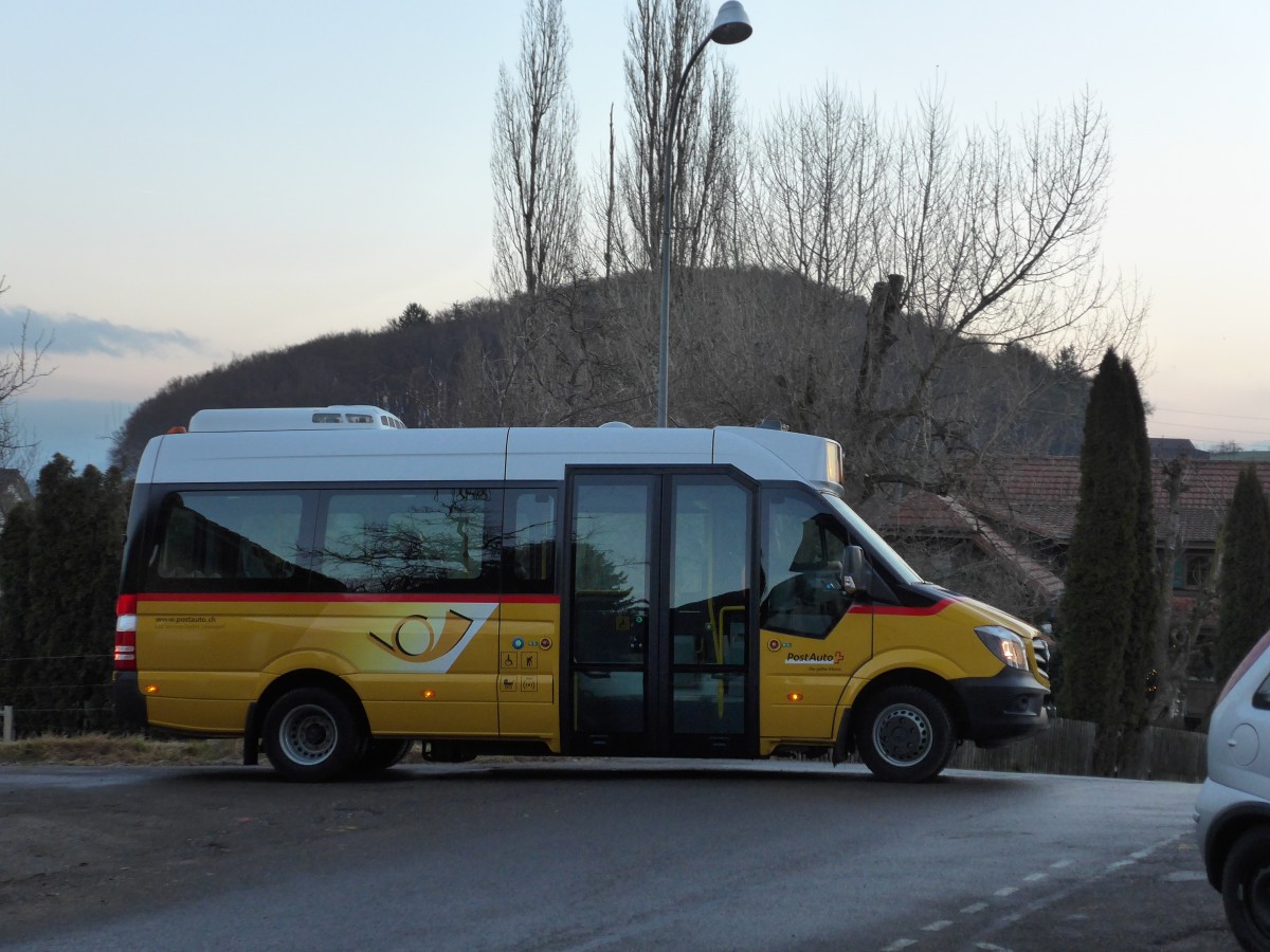 (168'135) - L�di, Uetendorf - BE 561'504 - Mercedes am 30. Dezember 2015 in Gurzelen, Kreuz