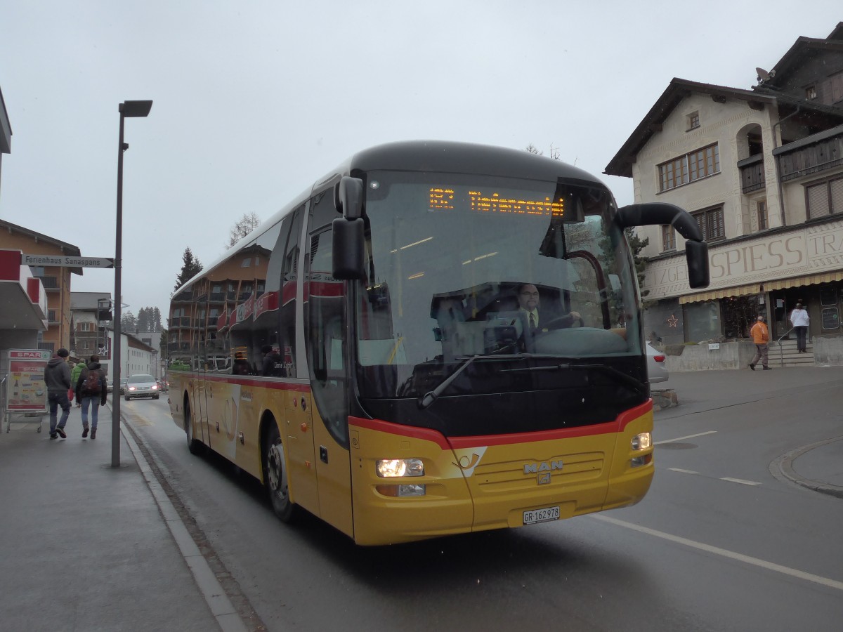 (168'276) - PostAuto Graub�nden - GR 162'978 - MAN am 2. Januar 2016 in Lenzerheide, Voa Principale