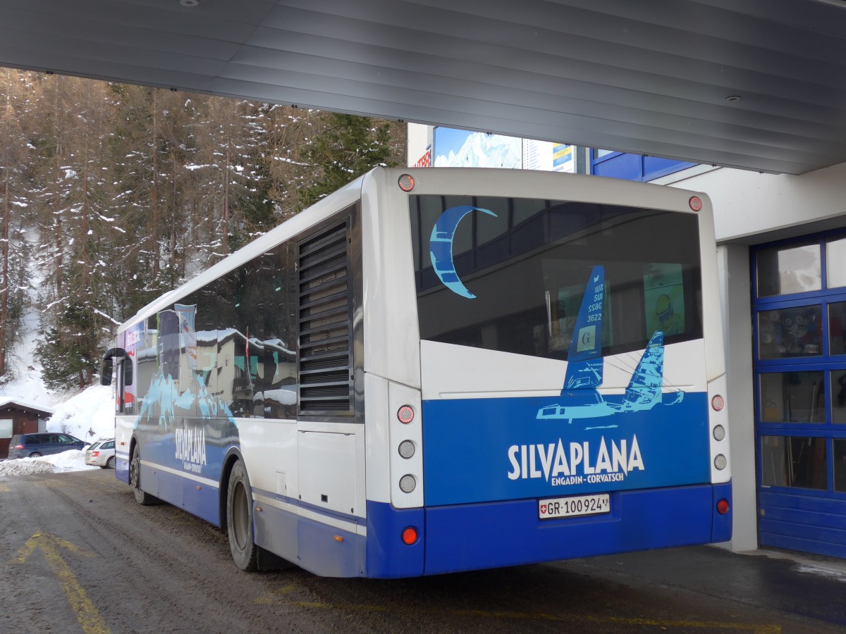 (168'510) - Corvatsch Power, Silvaplana - GR 100'924 - VDL (ex VDL Bus-Center, D-B�ren) am 23. Januar 2016 in Surlej, Corvatschbahn