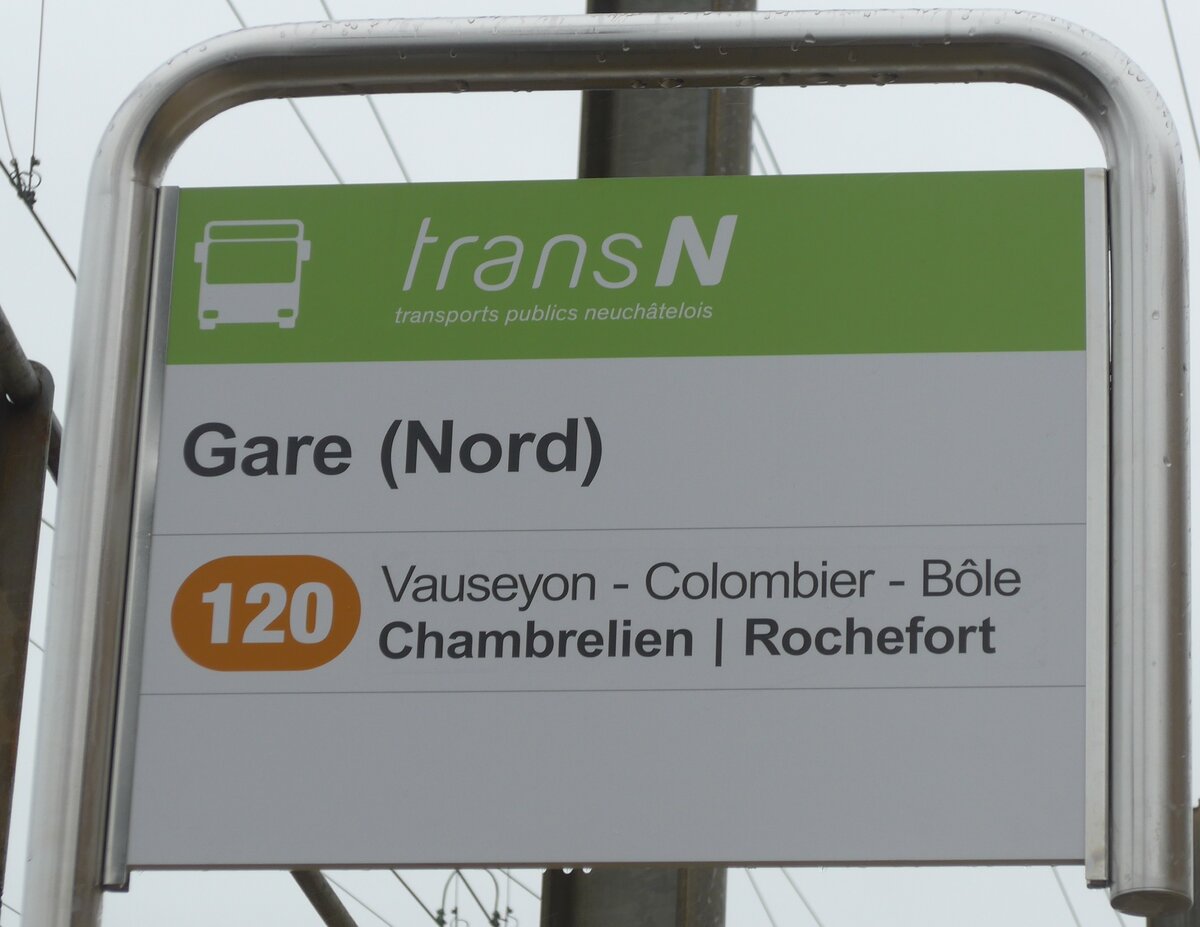 (168'780) - transN-Haltestellenschild - Neuch�tel, Gare (Nord) - am 20. Februar 2016