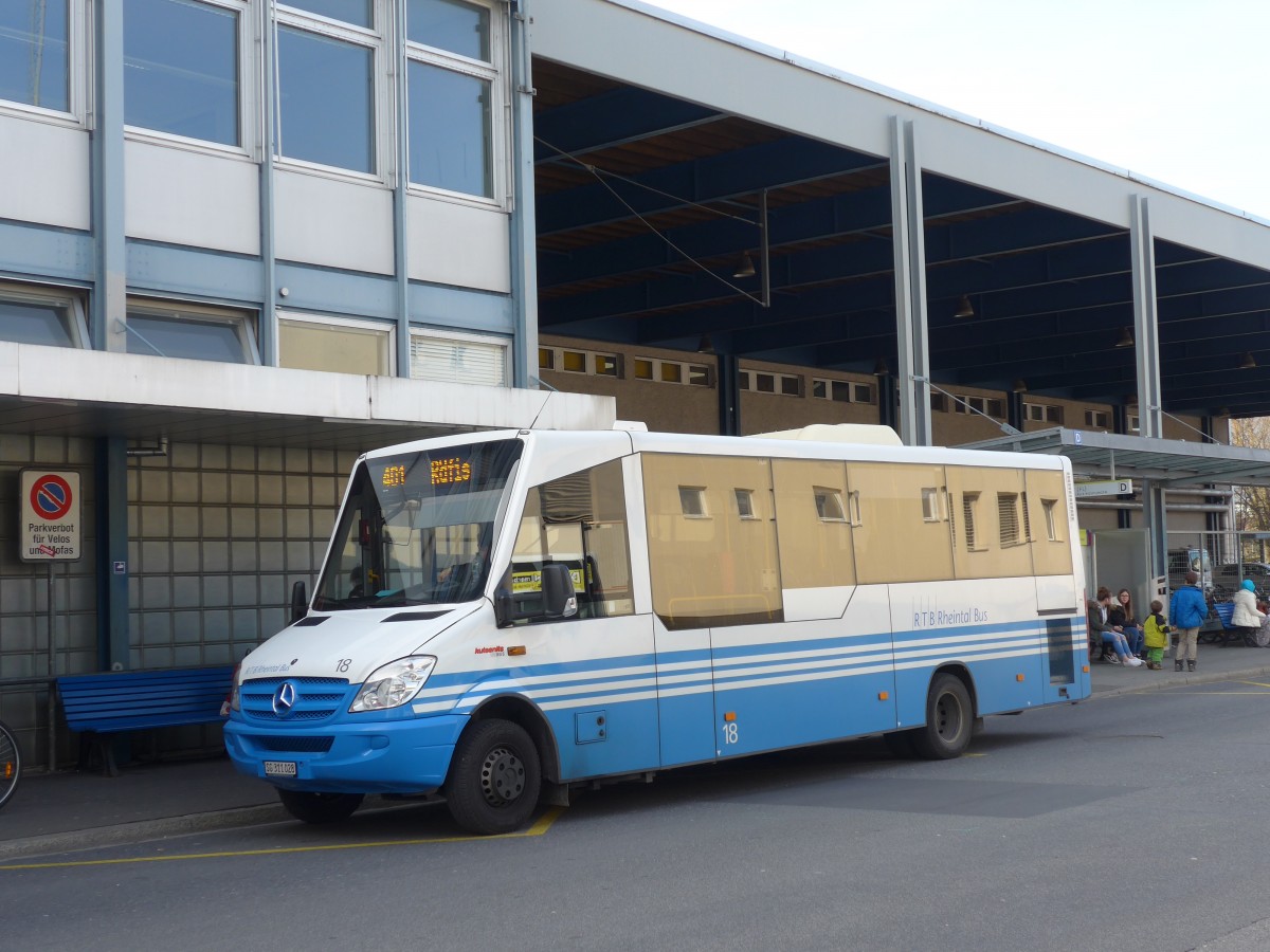 (168'980) - RTB Altst�tten - Nr. 18/SG 311'028 - Mercedes/Kutsenits am 27. Februar 2016 beim Bahnhof Buchs