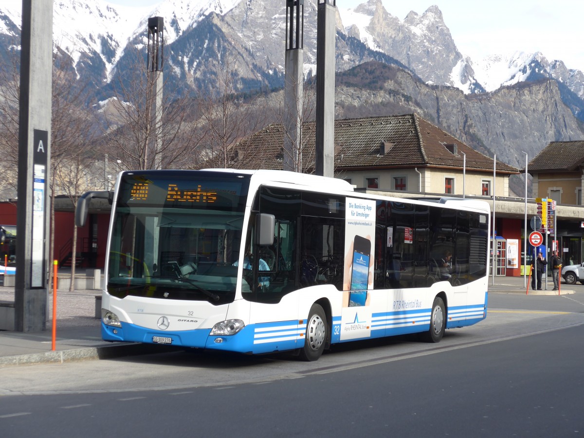 (168'998) - RTB Altst�tten - Nr. 32/SG 309'276 - Mercedes am 27. Februar 2016 beim Bahnhof Sargans