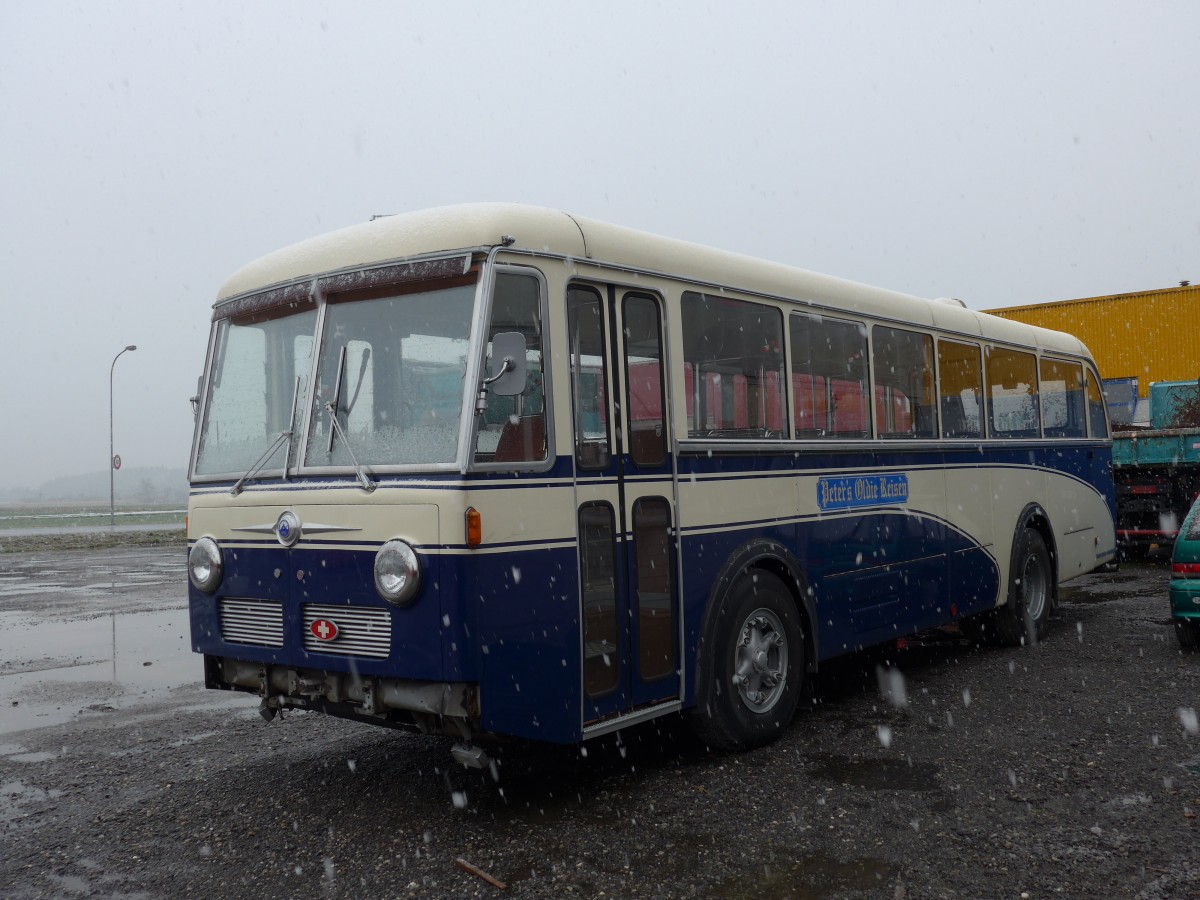 (169'027) - Oldtimer-Galerie, Toffen - Saurer/R&J (ex Schmid, Oberdorf; ex AGR Reigoldswil; ex BSF Hochdorf Nr. 8; ex ATGH Heiligenschwendi Nr. 5) am 5. M�rz 2016 in Uetendorf, Allmend