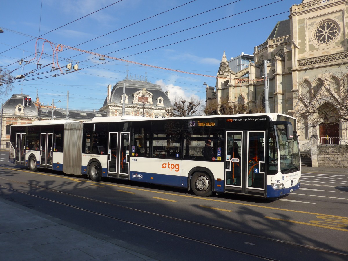 (169'076) - TPG Gen�ve - Nr. 167/GE 960'551 - Mercedes am 7. M�rz 2016 in Gen�ve, Place des Vingt-Deux-Cantons