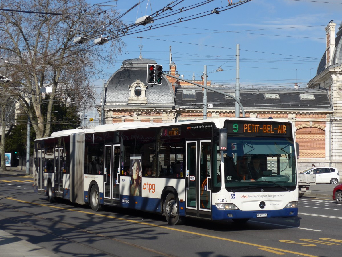 (169'091) - TPG Gen�ve - Nr. 140/GE 960'524 - Mercedes am 7. M�rz 2016 in Gen�ve, Place des Vingt-Deux-Cantons