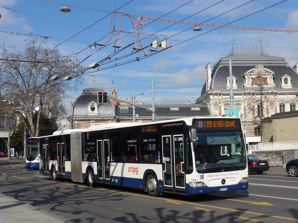 (169'110) - TPG Gen�ve - Nr. 174/GE 960'558 - Mercedes am 7. M�rz 2016 in Gen�ve, Place des Vingt-Deux-Cantons