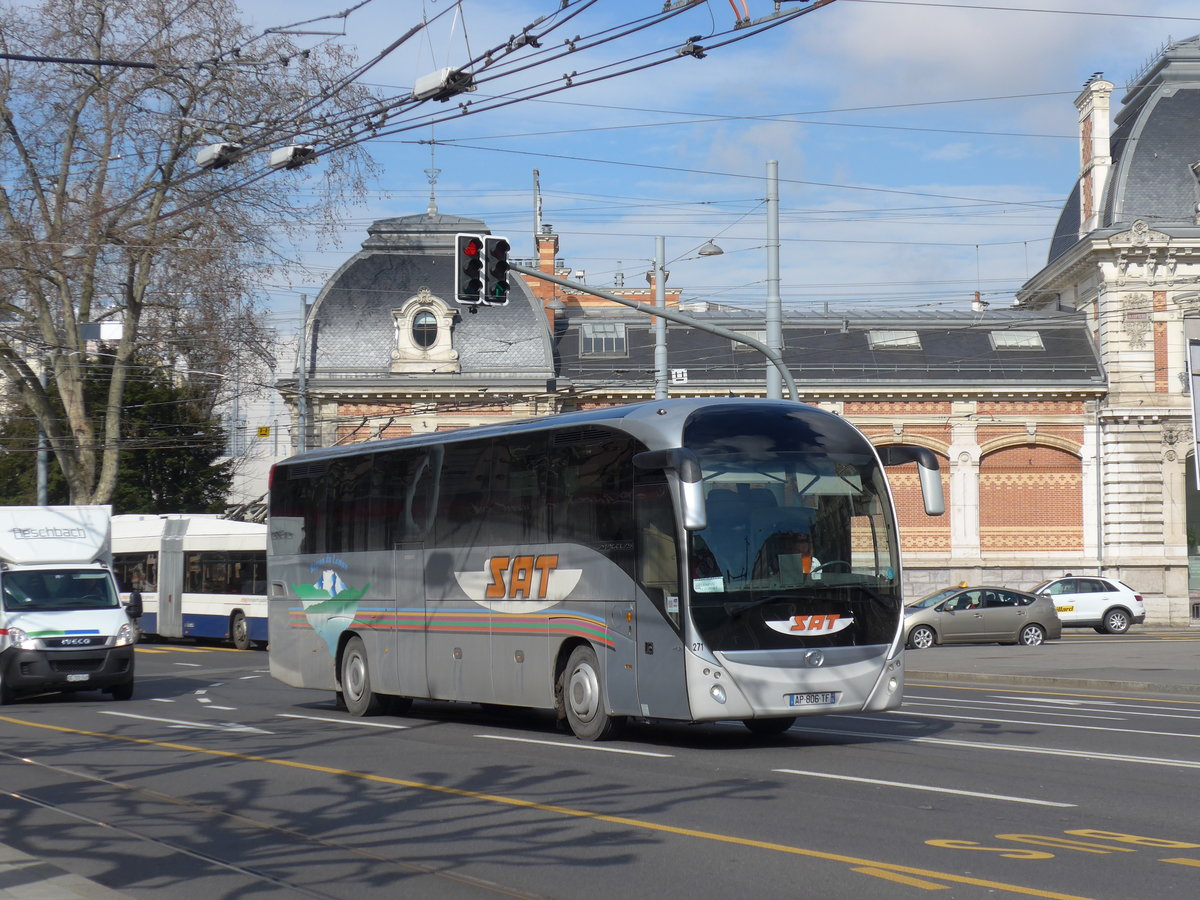 (169'118) - Aus Frankreich: SAT, Passy - Nr. 271/AP 806 TF - Irisbus am 7. M�rz 2016 in Gen�ve, Place des Vingt-Deux-Cantons