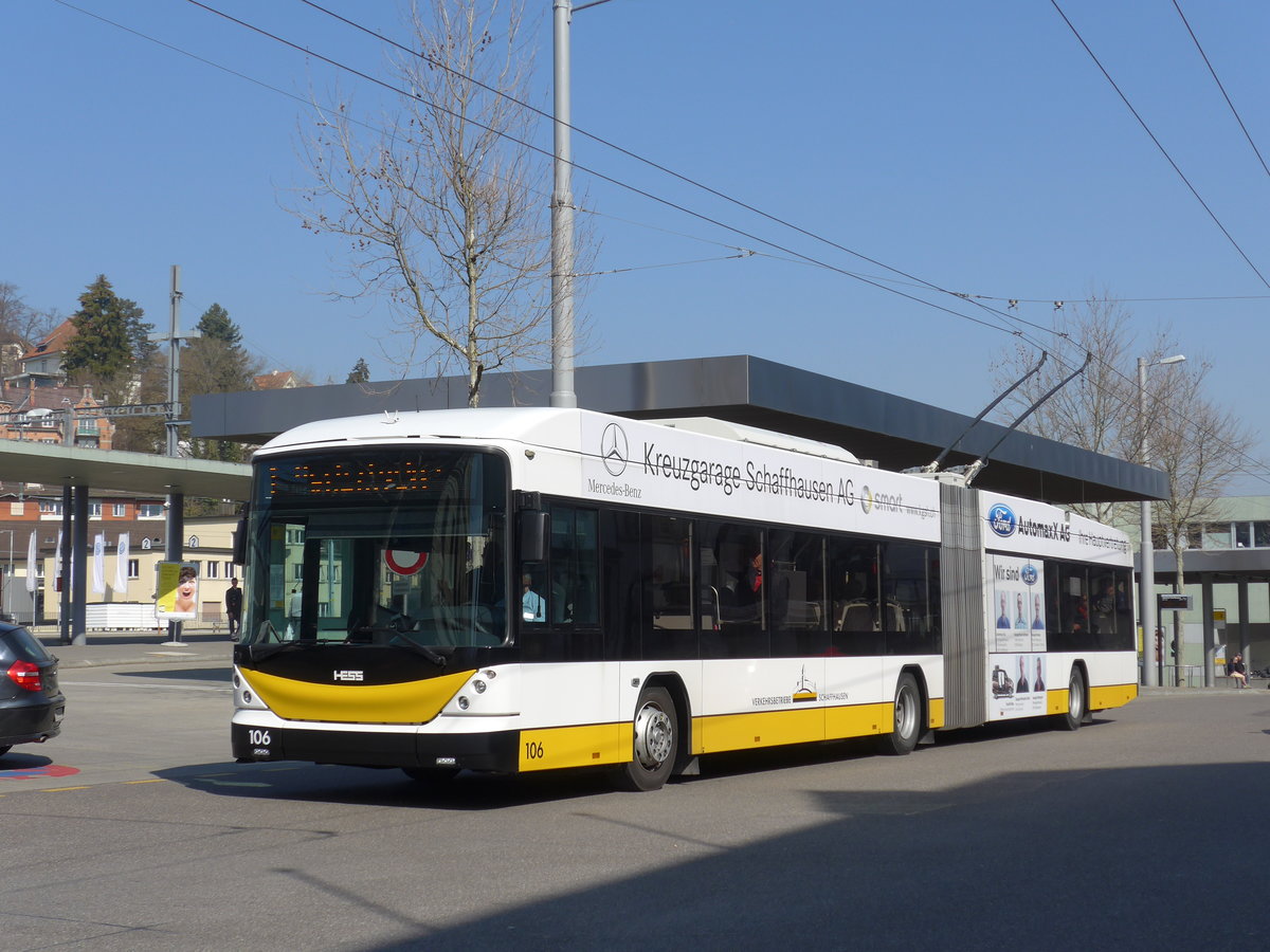(169'275) - VBSH Schaffhausen - Nr. 106 - Hess/Hess Gelenktrolleybus am 19. M�rz 2016 beim Bahnhof Schaffhausen