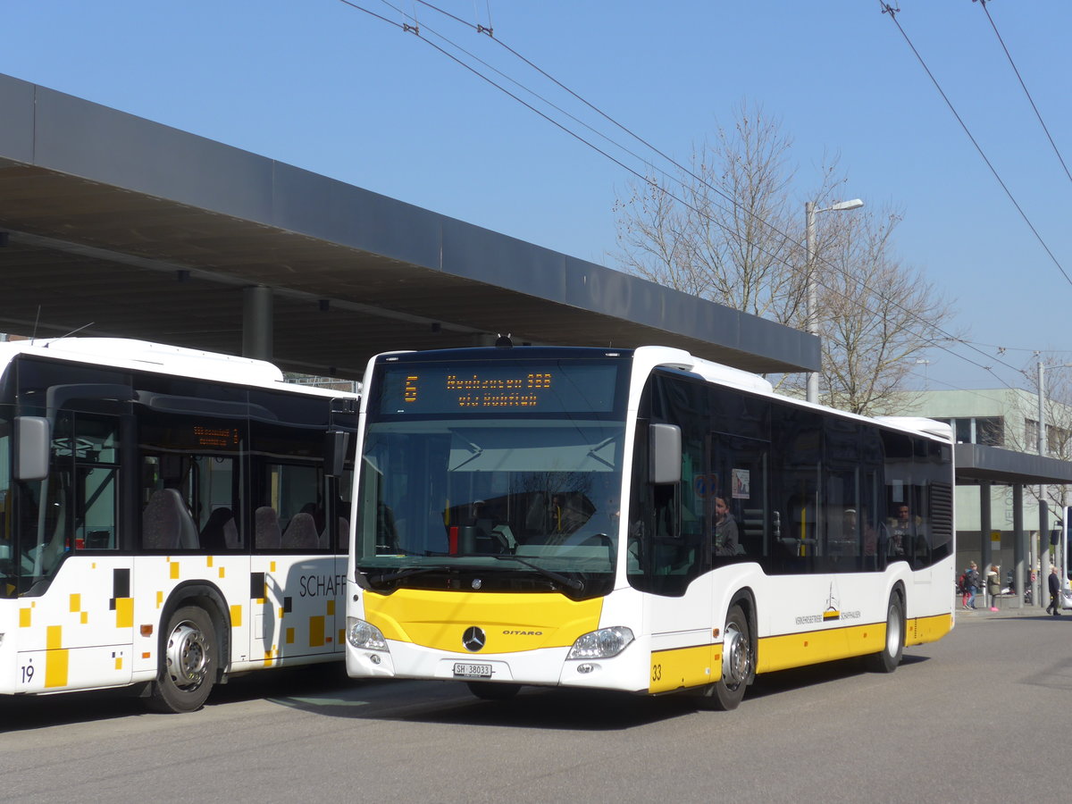 (169'287) - VBSH Schaffhausen - Nr. 33/SH 38'033 - Mercedes am 19. M�rz 2016 beim Bahnhof Schaffhausen
