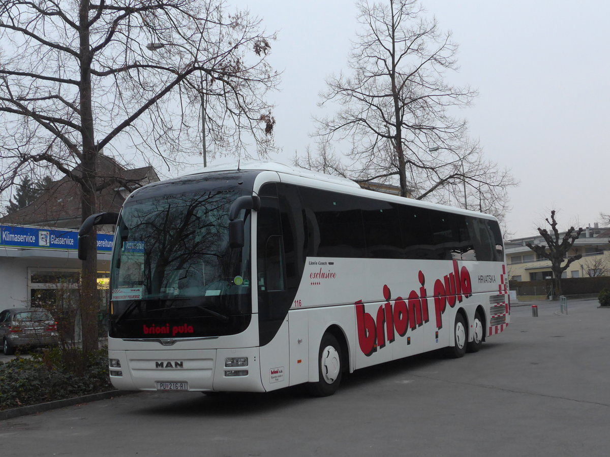 (169'419) - Aus Kroatien: Brioni, Pula - Nr. 116/PU 216-RI - MAN am 22. M�rz 2016 in Thun, Grabengut