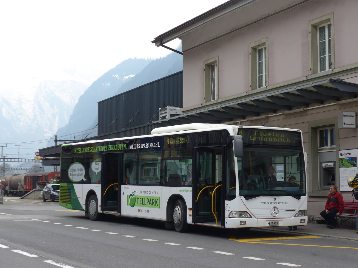 (169'430) - AAGU Altdorf - Nr. 52/UR 9259 - Mercedes am 25. M�rz 2016 beim Bahnhof Erstfeld