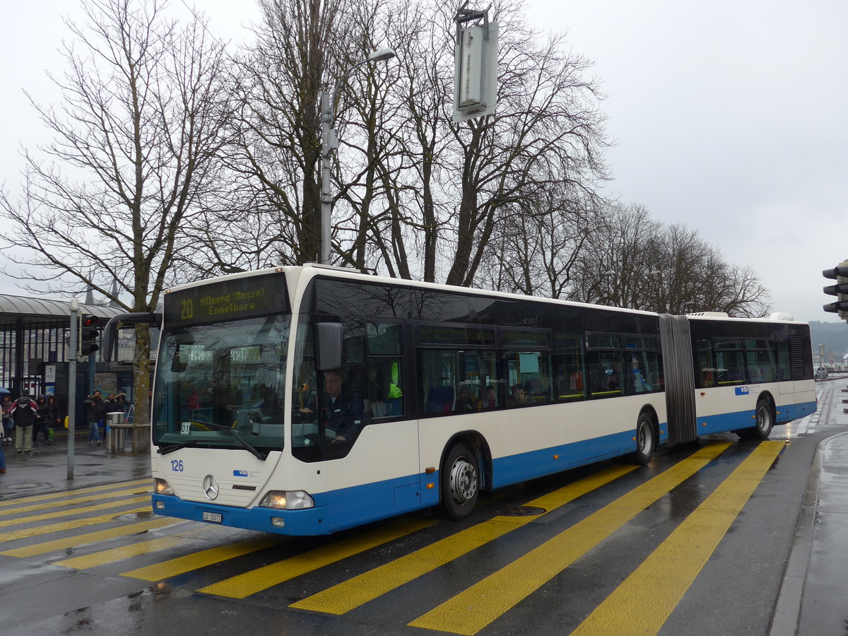 (169'459) - VBL Luzern - Nr. 126/LU 15'073 - Mercedes am 25. M�rz 2016 beim Bahnhof Luzern
