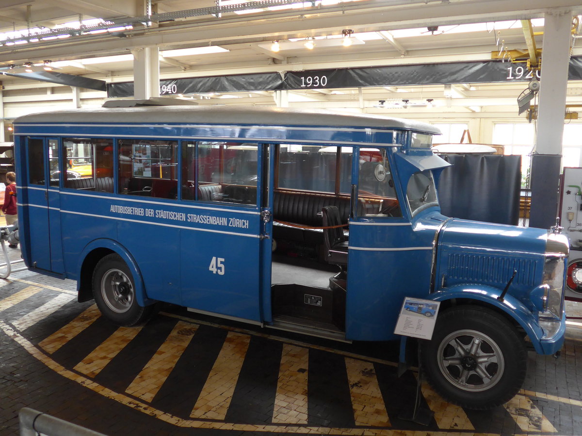 (169'702) - Oldtimer Club Saurer, Arbon - Nr. 45 - Saurer/T�scher (ex VBZ Z�rich Nr. 45; ex Firma in Spreitenbach; ex VBZ Z�rich Nr. 245; ex VBZ Z�rich Nr. 45) am 2. April 2016 in Arbon, Saurermuseum