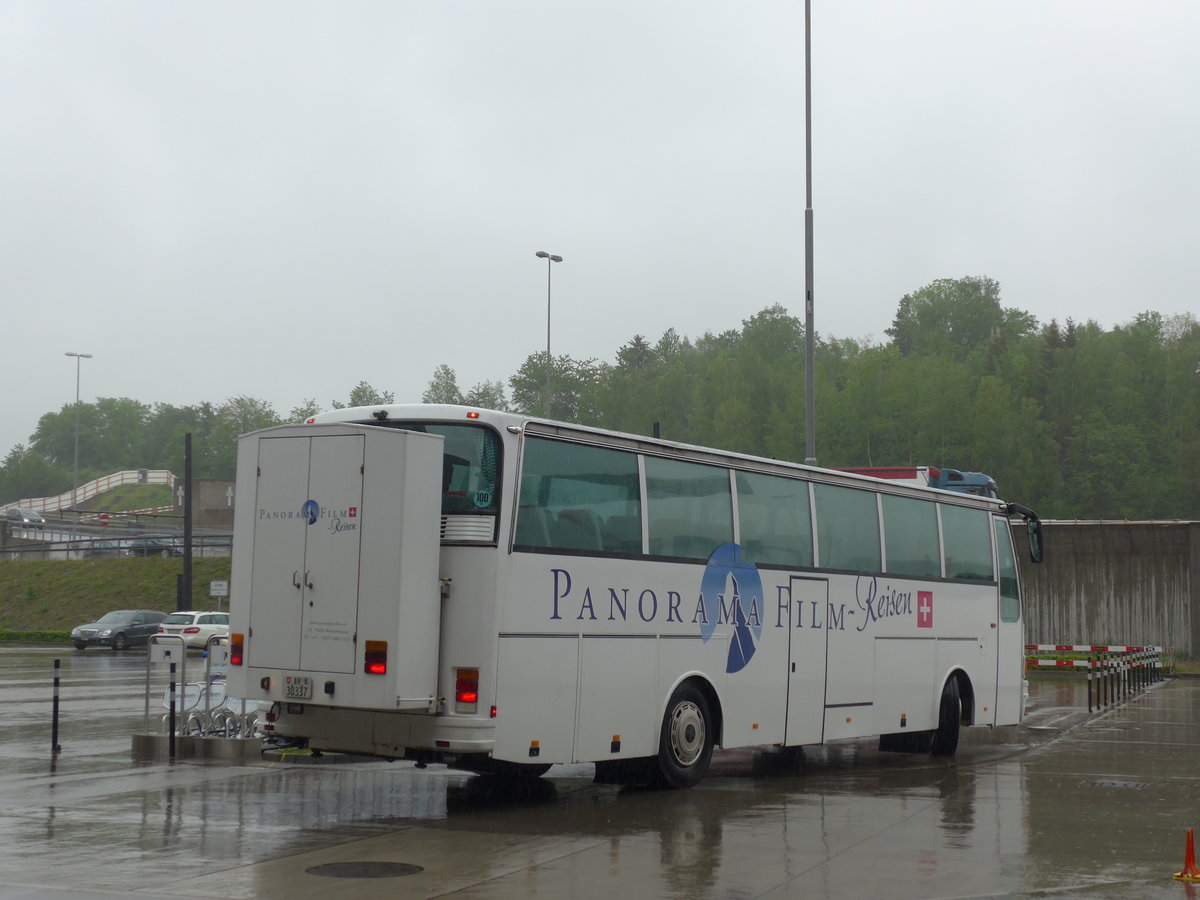 (170'517) - Sasek, Walzenhausen - AR 30'337 - Setra am 13. Mai 2016 in Z�rich, Flughafen