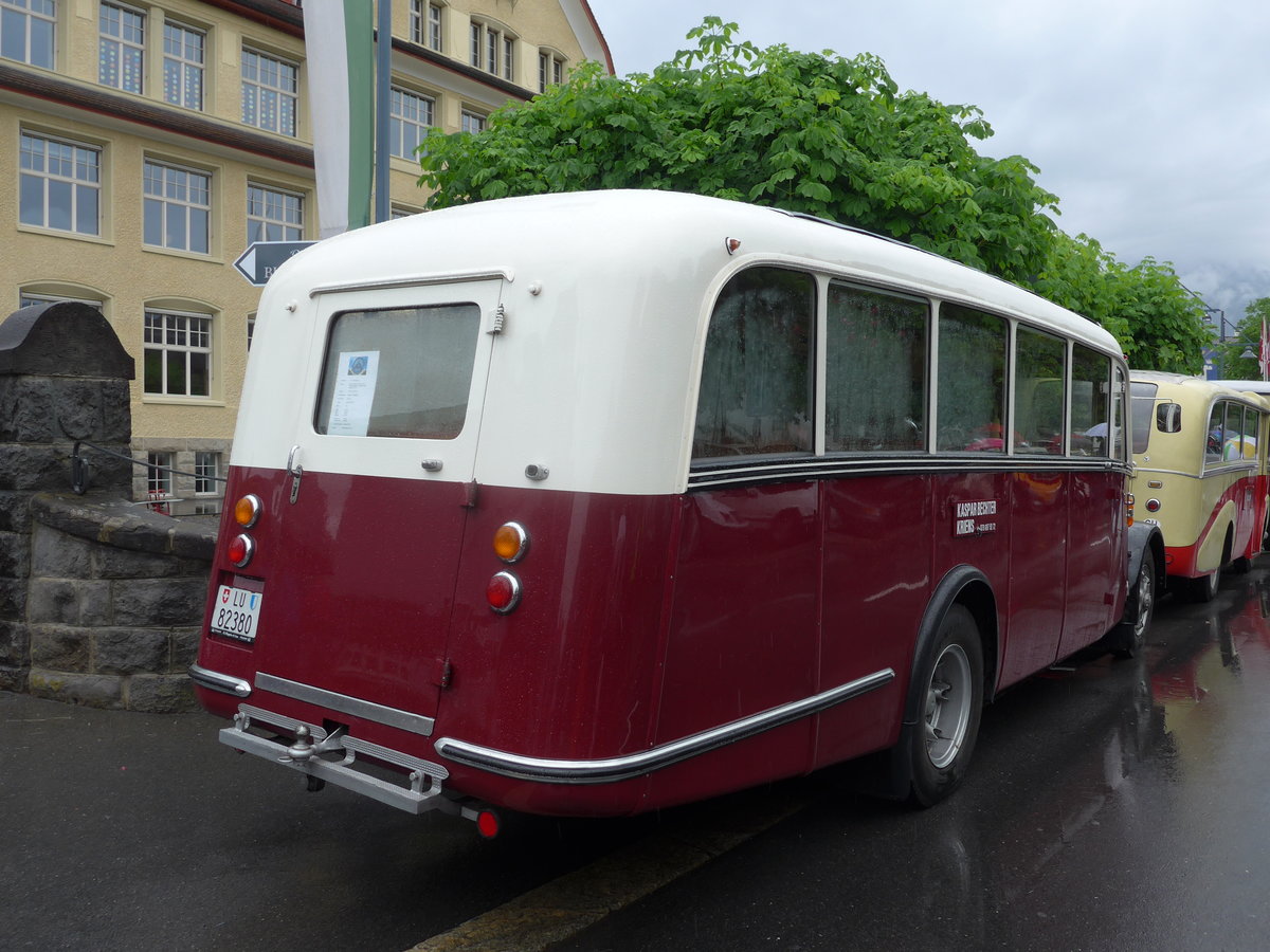 (170'605) - Bechter, Kriens - LU 82'380 - Saurer/Krapf (ex M�nch, D-Marienberg; ex Spirig, Widnau; ex RhV Altst�tten Nr. 33; ex Th�r, Eichberg) am 14. Mai 2016 in Sarnen, OiO