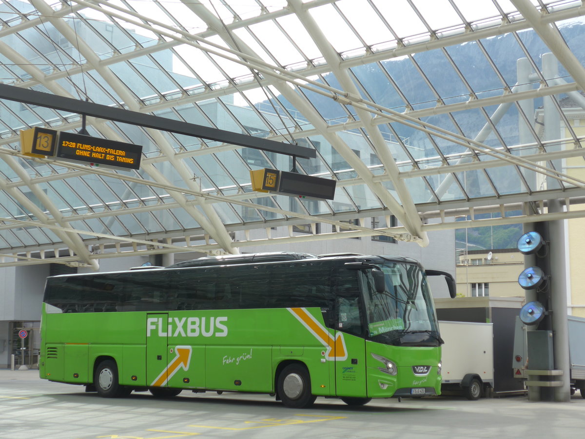 (170'965) - Aus Deutschland: Gr�ner, Rudelzhausen - FS-G 420 - VDL am 16. Mai 2016 in Chur, Postautostation
