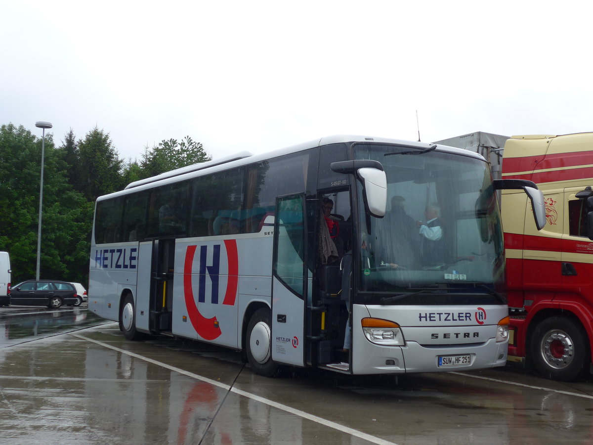 (171'004) - Aus Deutschland: Hetzler, Herxheim - S�W-HF 251 - Setra am 19. Mai 2016 in Gunzgen, Rastst�tte