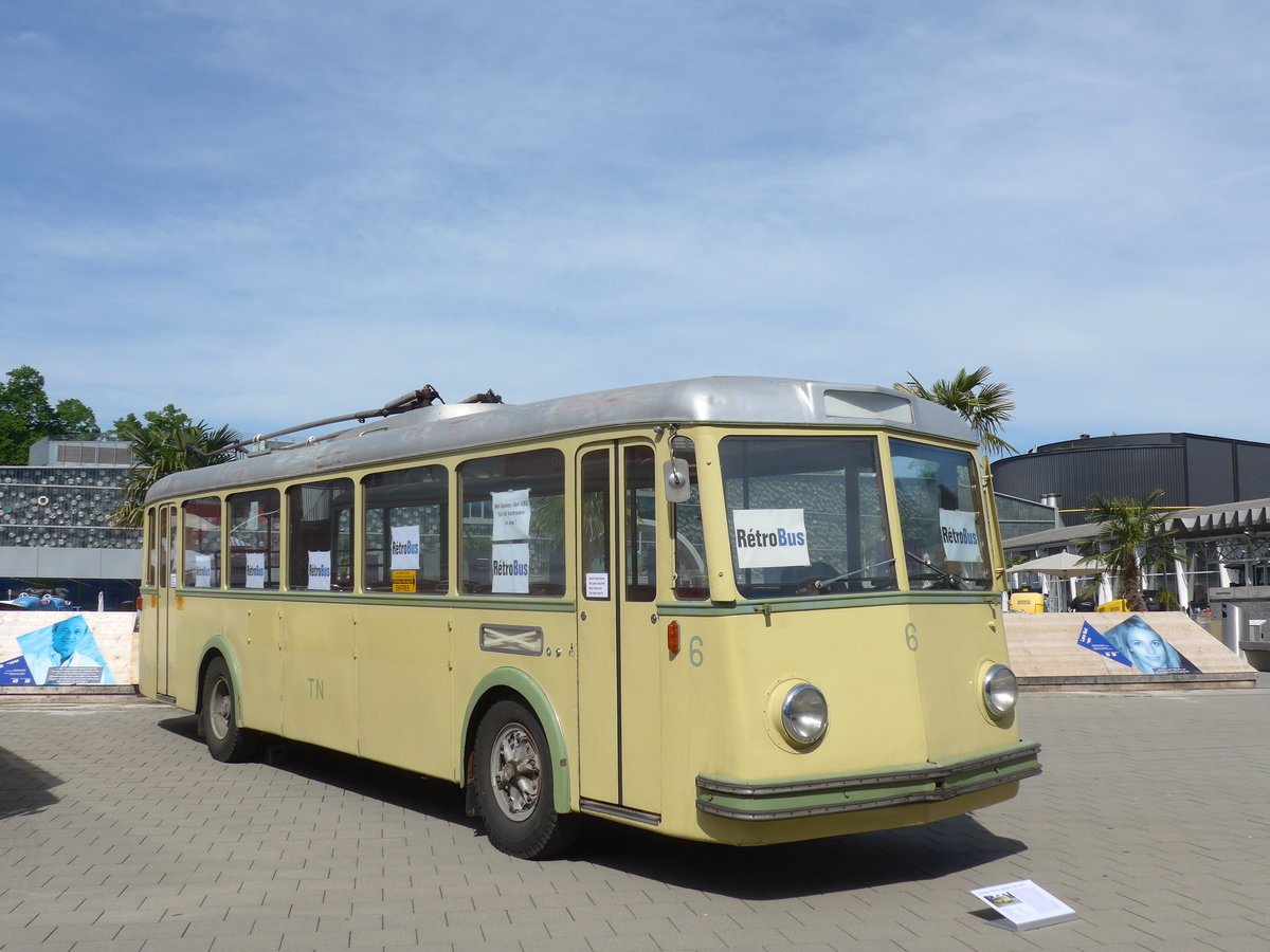 (171'228) - TN Neuch�tel (R�trobus) - Nr. 6 - FBW/T�scher Trolleybus (ex VBZ Z�rich Nr. 53) am 22. Mai 2016 in Luzern, Verkehrshaus