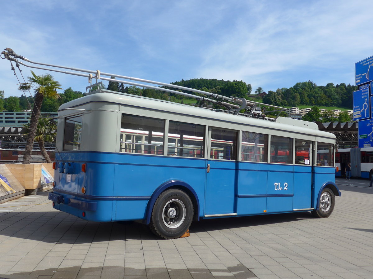 (171'233) - TL Lausanne (R�trobus) - Nr. 2 - FBW/Eggli Trolleybus (ex Nr. 3) am 22. Mai 2016 in Luzern, Verkehrshaus