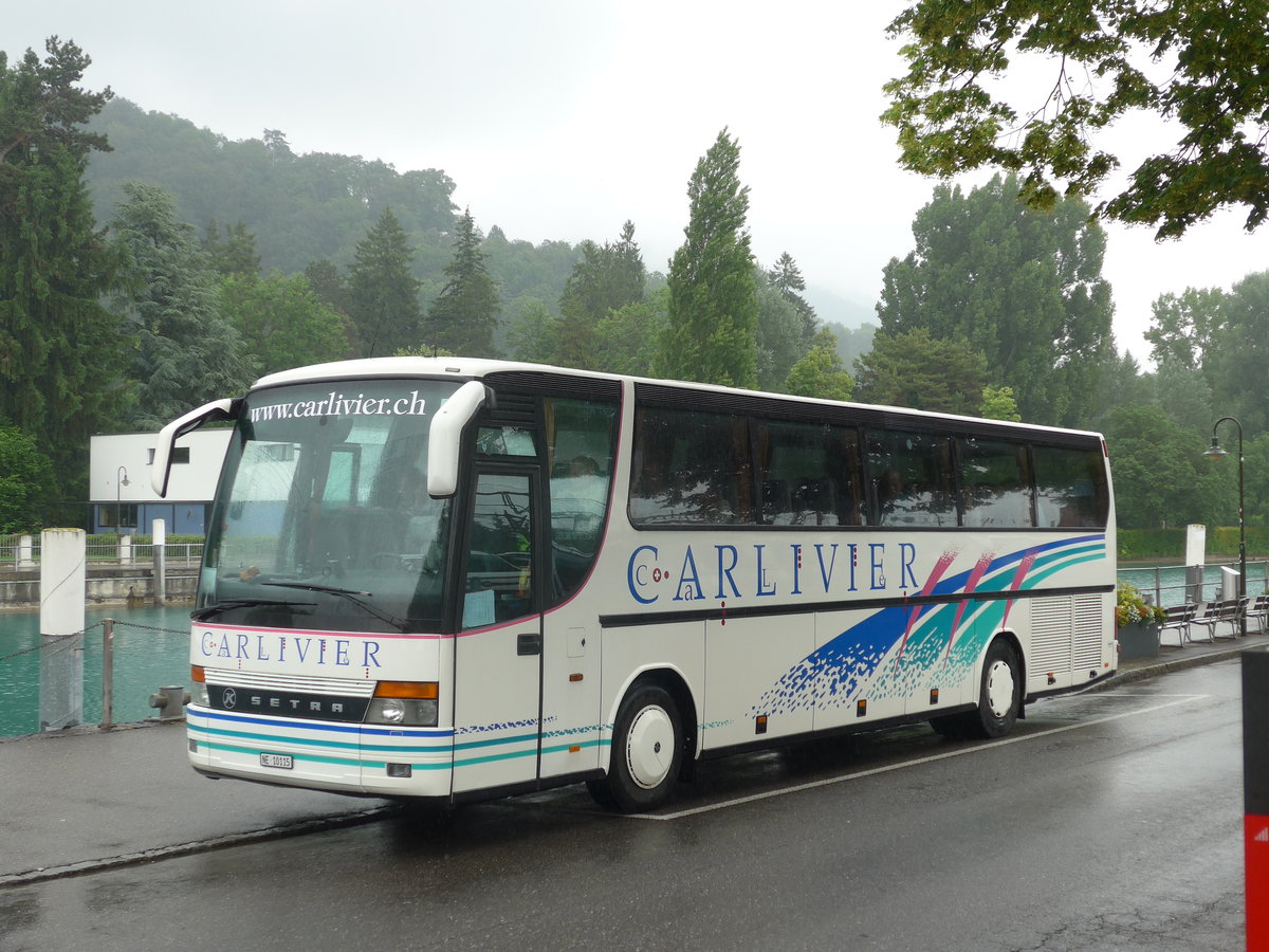 (171'935) - Carlivier, Savagnier - NE 10'115 - Setra am 21. Juni 2016 bei der Schiffl�ndte Thun