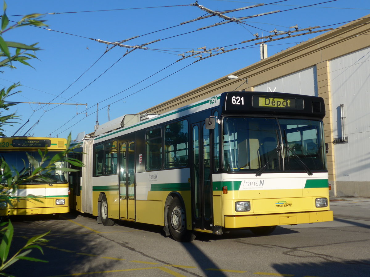 (173'100) - transN, La Chaux-de-Fonds - Nr. 621 - NAW/Hess Gelenktrolleybus (ex TN Neuch�tel Nr. 121) am 17. Juli 2016 in Neuch�tel, D�p�t