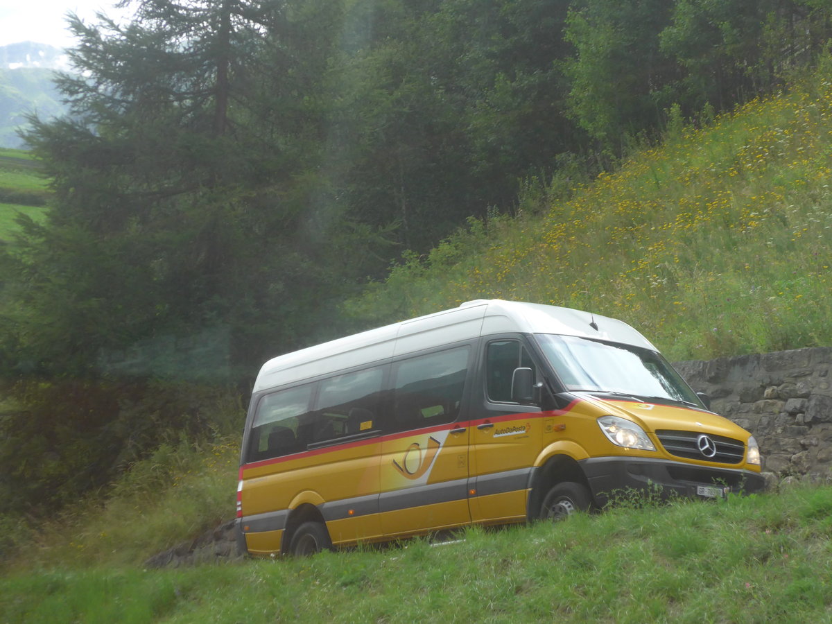 (173'355) - PostAuto Graub�nden - GR 78'339 - Mercedes (ex Graf, Brail) am 24. Juli 2016 beim Bahnhof Guarda