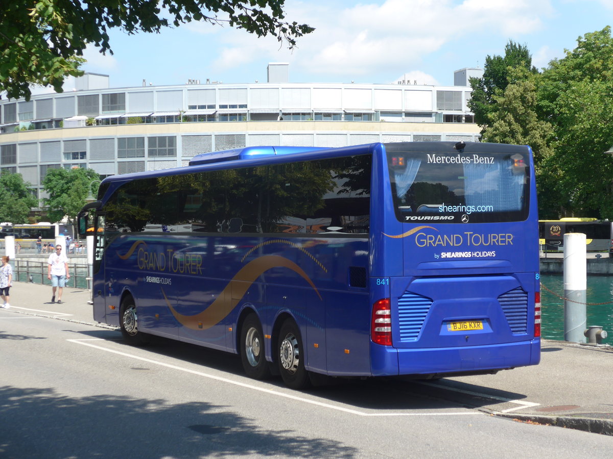 (173'363) - Aus England: Shearings, Wigan - Nr. 841/BJ16 KXR - Mercedes am 28. Juli 2016 bei der Schiffl�ndte Thun