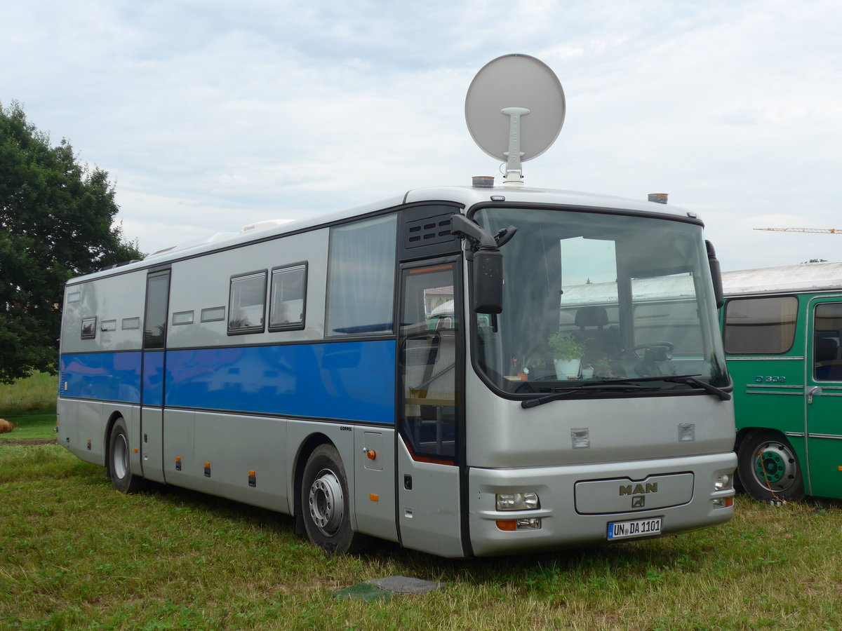 (173'966) - Dahnel, Holzwickode - UN-DA 1101 - MAN am 20. August 2016 in B�singen, Bahnhof