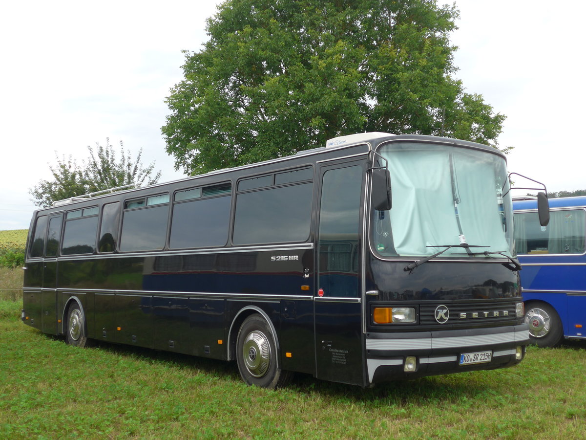 (174'000) - ??? - KO-SR 215H - Setra am 20. August 2016 in B�singen, Bahnhof