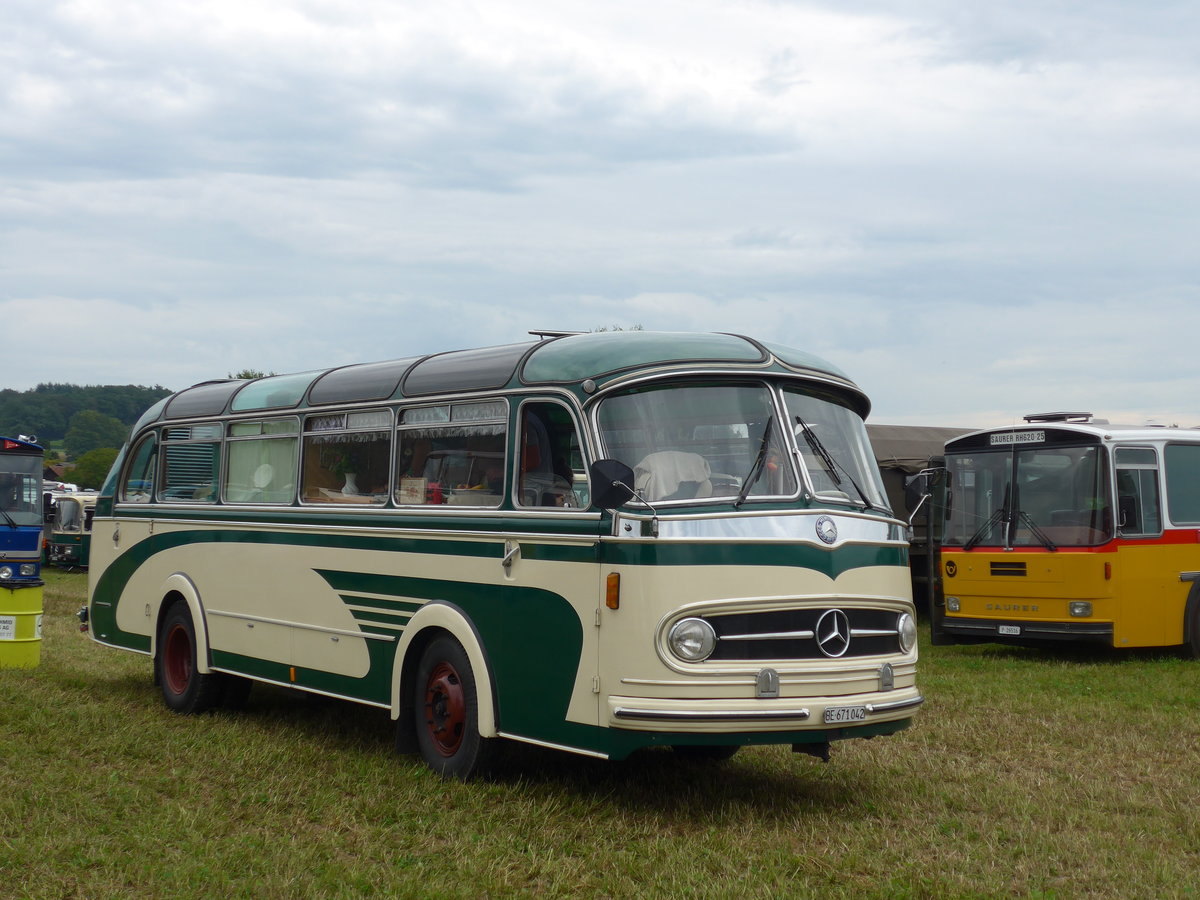 (174'009) - Aus der Schweiz: Tschannen, Bern - BE 671'042 - Mercedes am 20. August 2016 in B�singen, Bahnhof